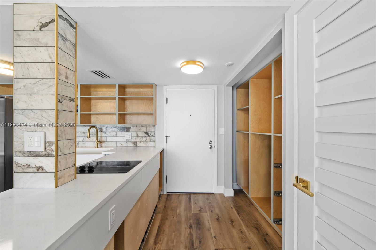 770 Claughton Island Dr # 1706