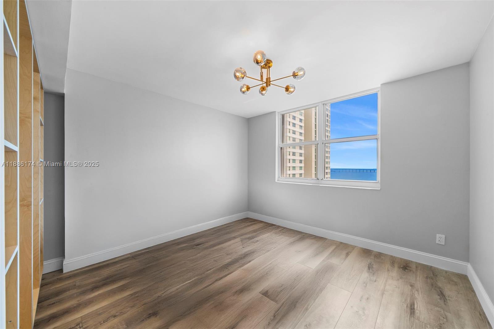 770 Claughton Island Dr # 1706