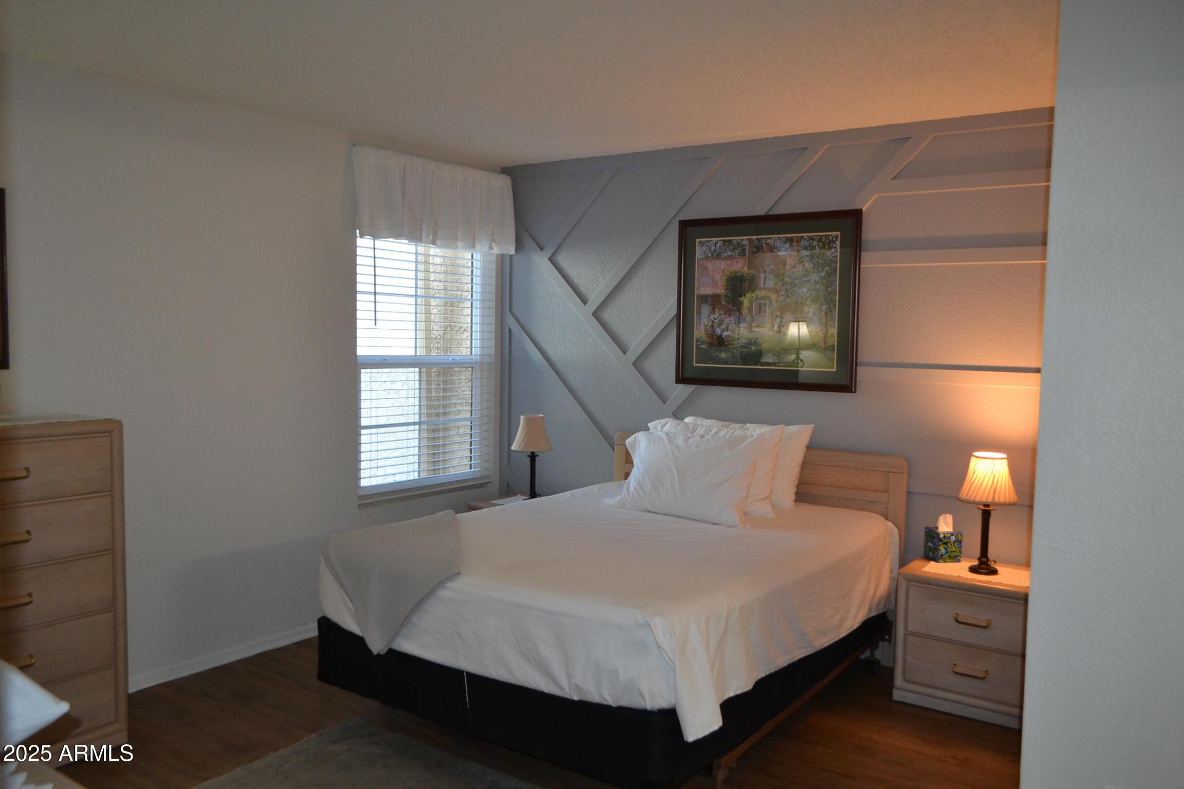 455 S DELAWARE Drive Unit: 179