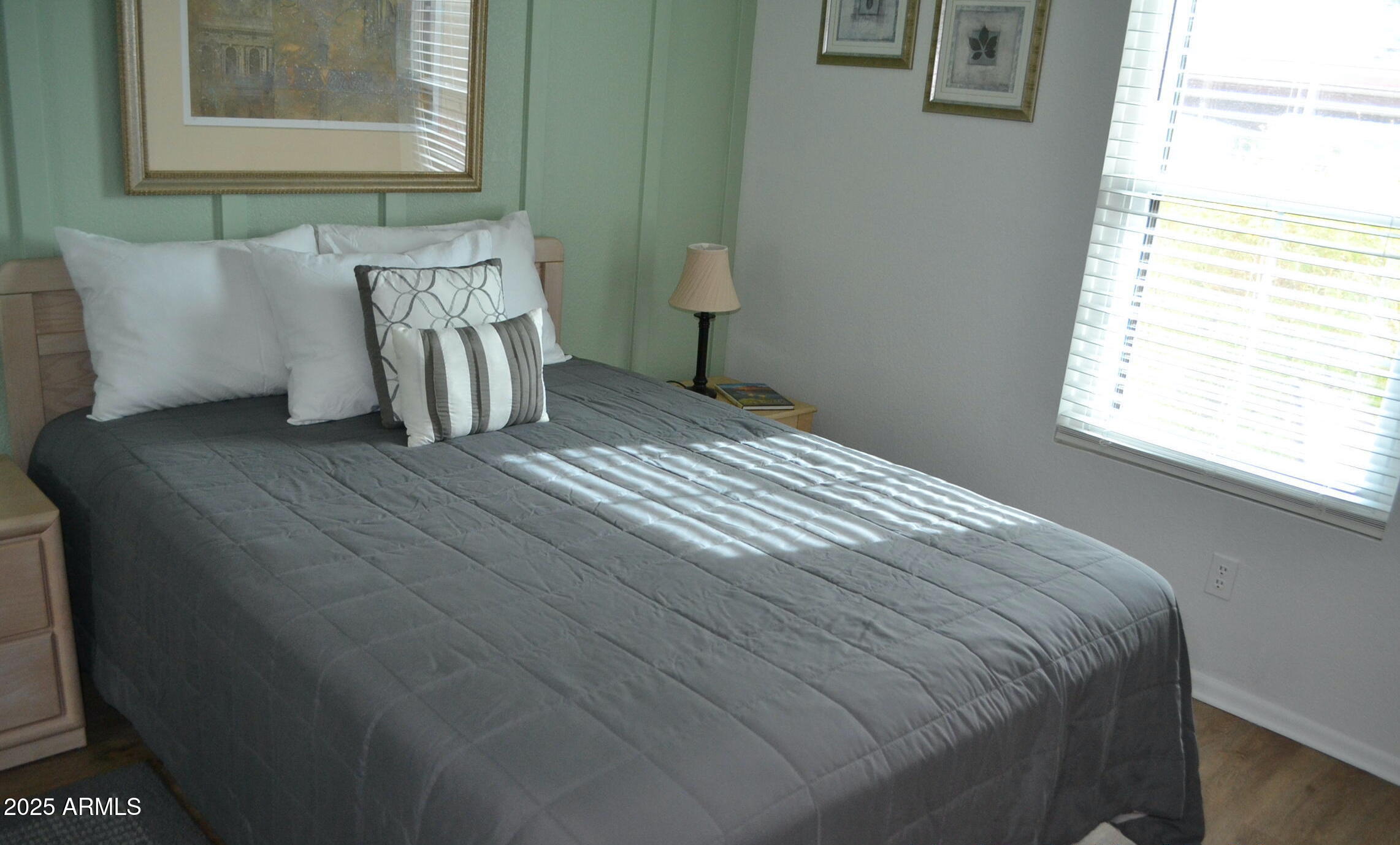 455 S DELAWARE Drive Unit: 179