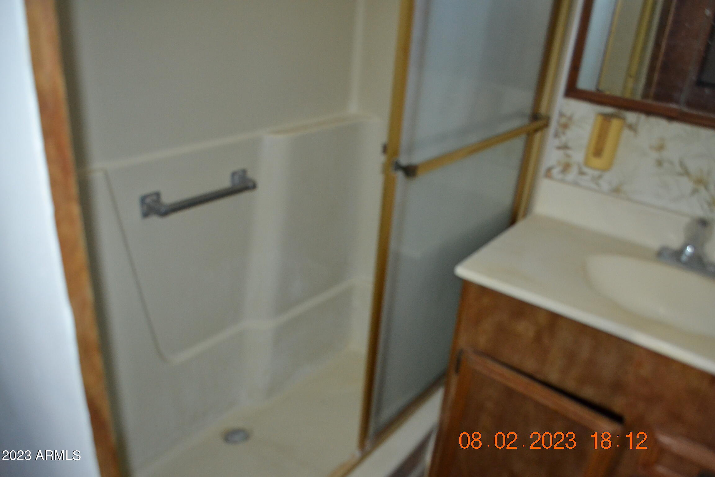 2185 W Ohio Street Unit: 4