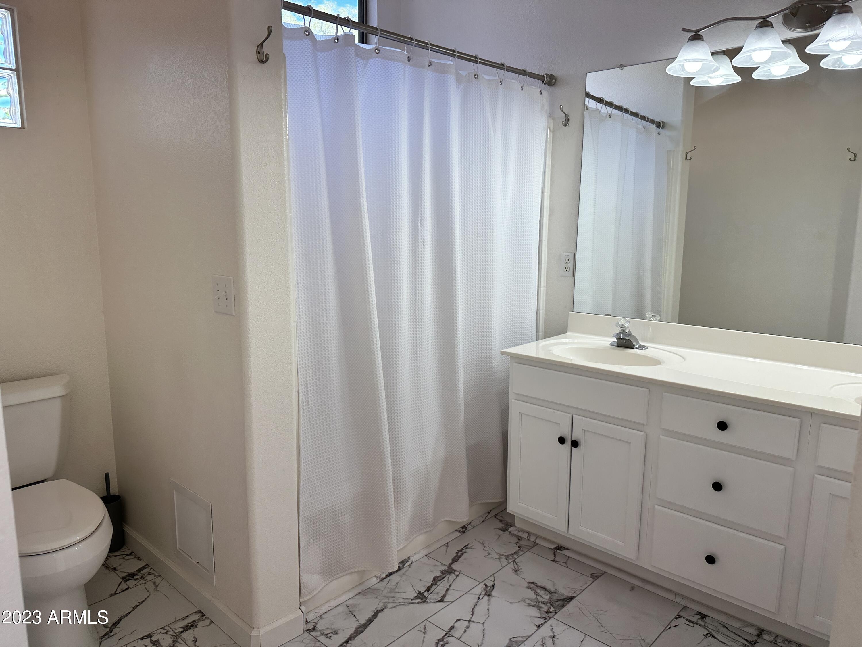 5065 S LOUIE LAMOUR Drive