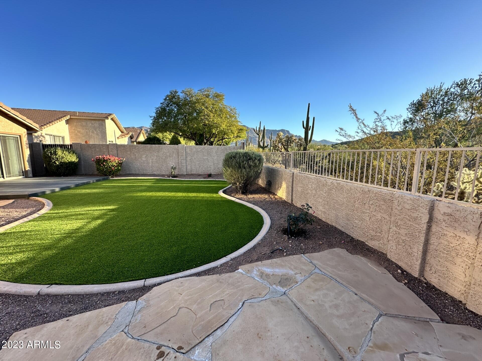 5065 S LOUIE LAMOUR Drive