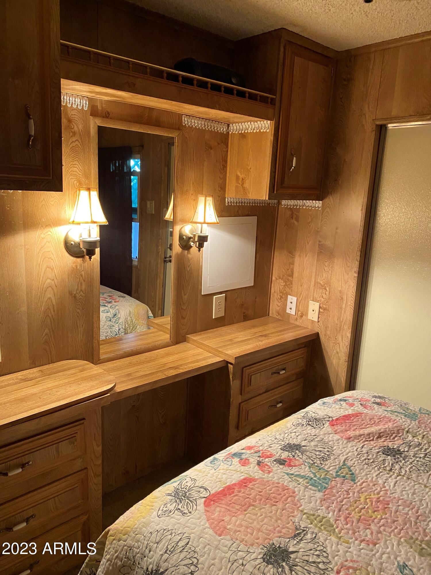 900 S IDAHO Road Unit: OFC