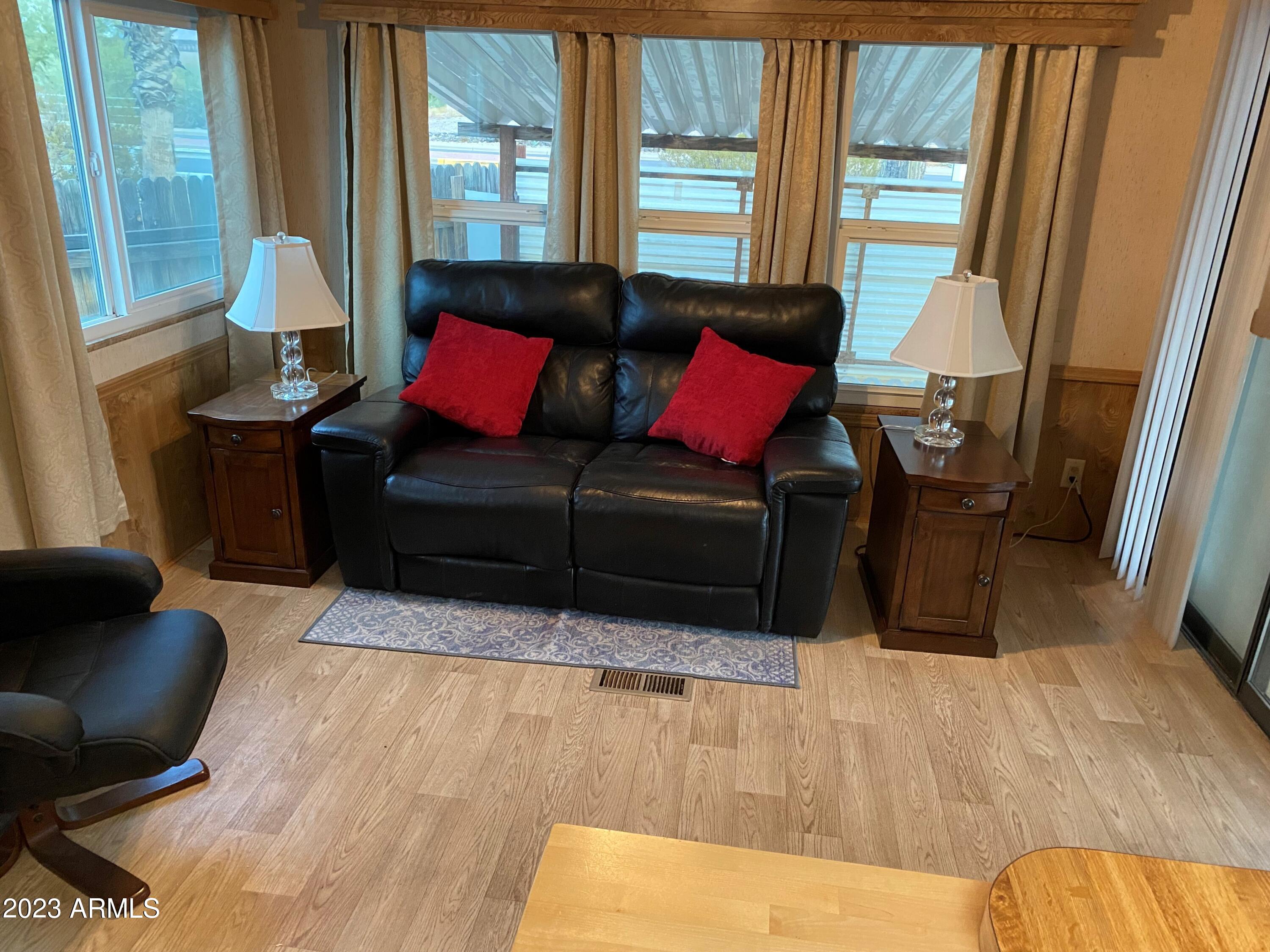 900 S IDAHO Road Unit: OFC