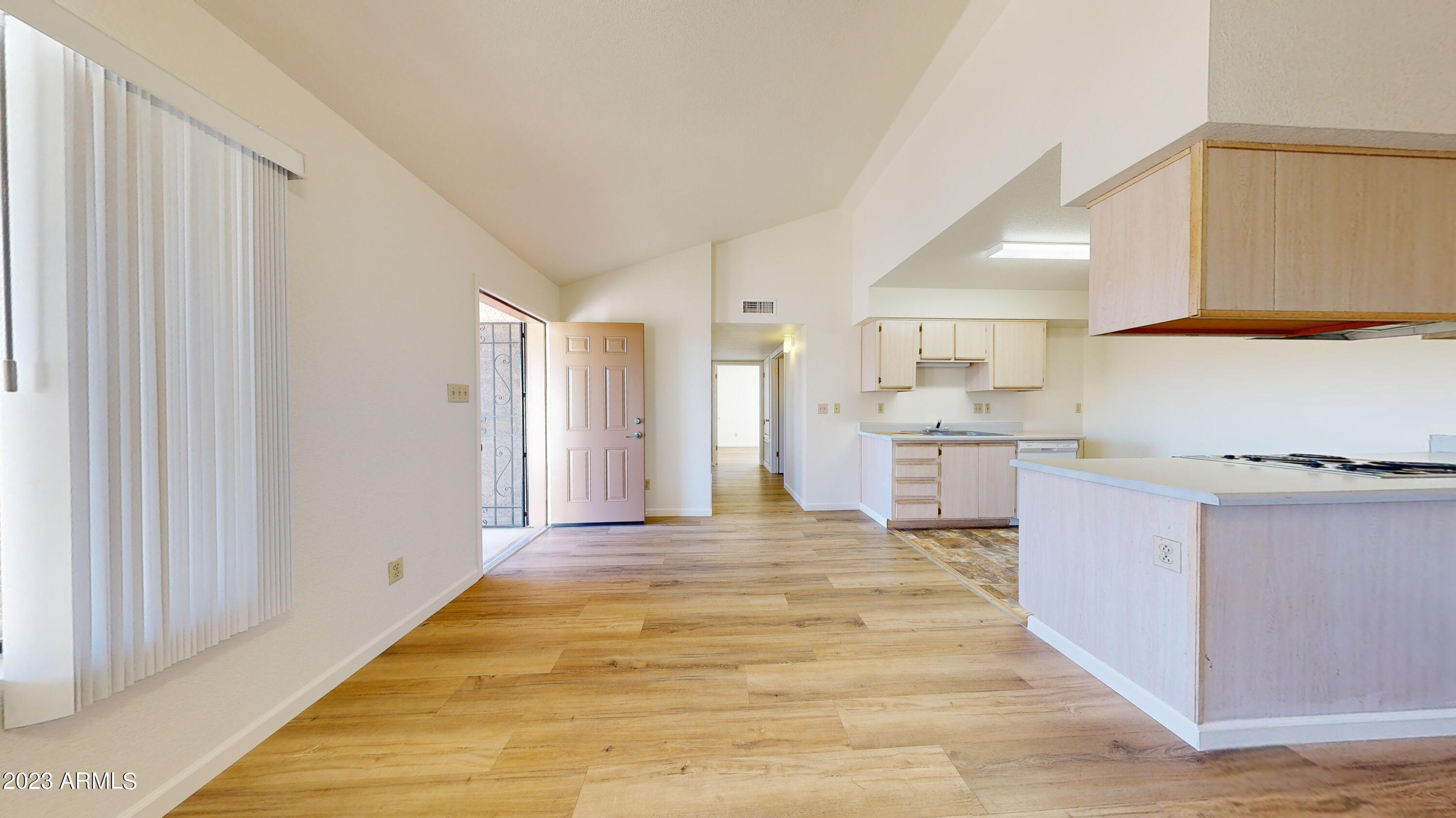 1440 N IDAHO Road Unit: 2062