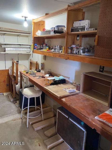 2605 S Tomahawk Road Unit: 33