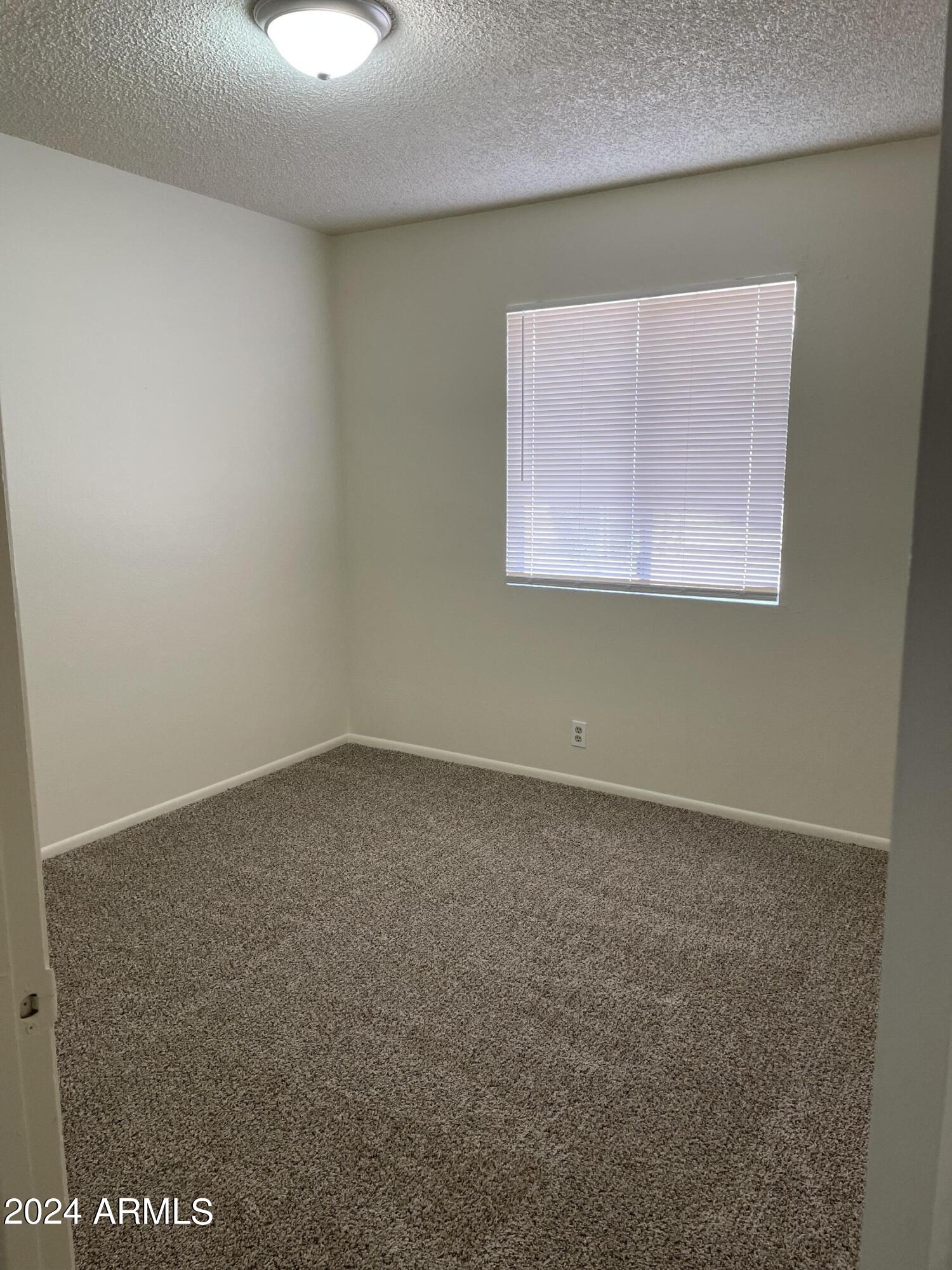585 W 20TH Avenue # 4