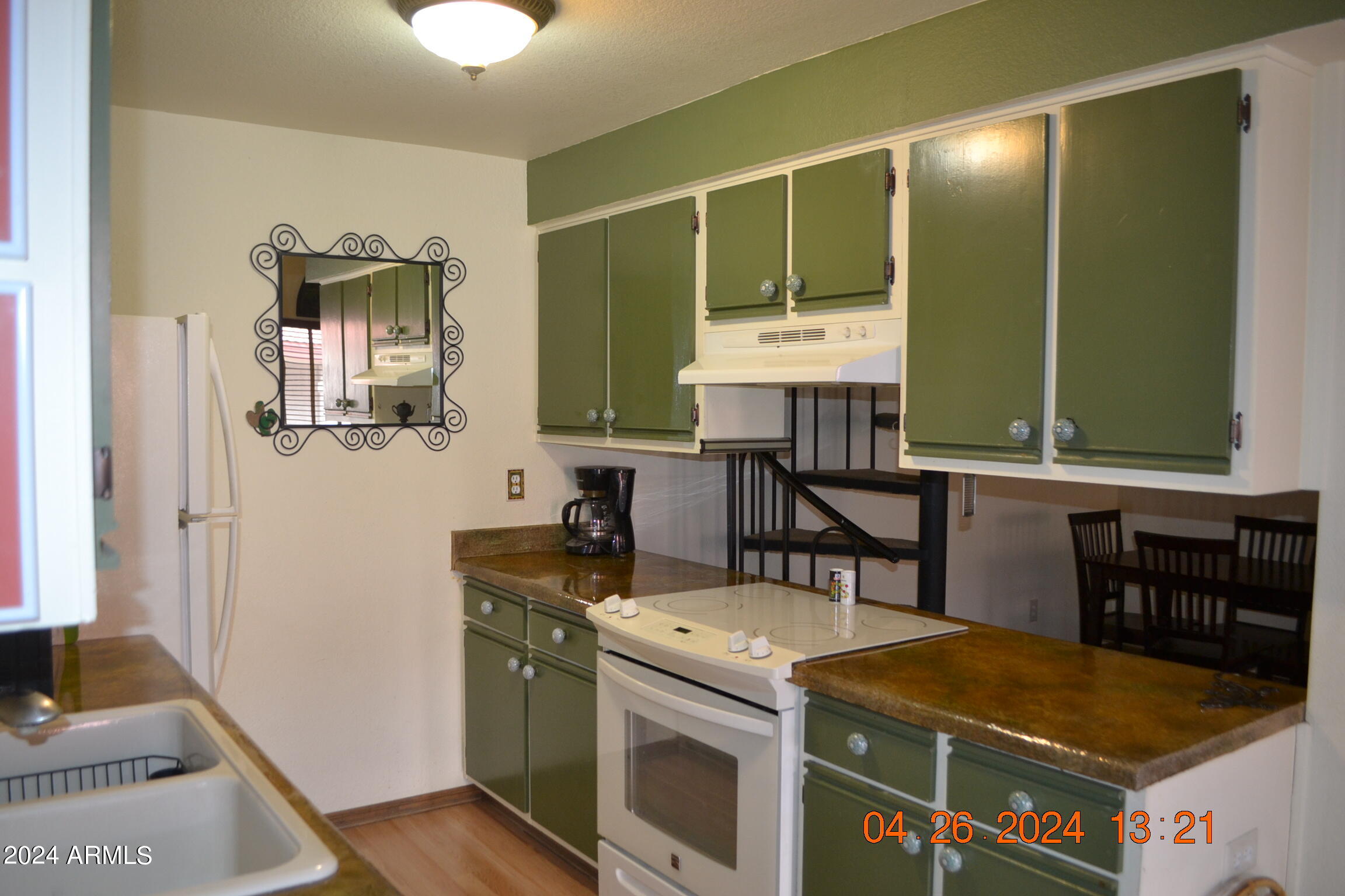 1440 N IDAHO Road # 2044