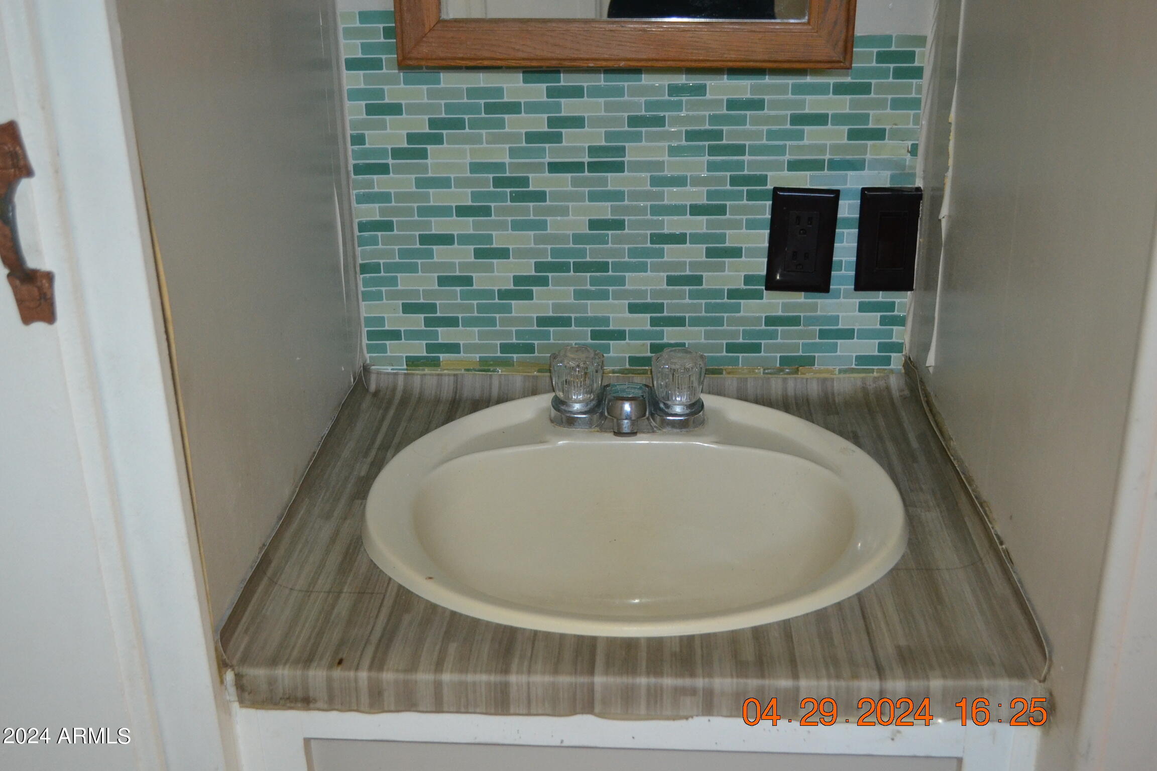 2185 W OHIO Street # 1