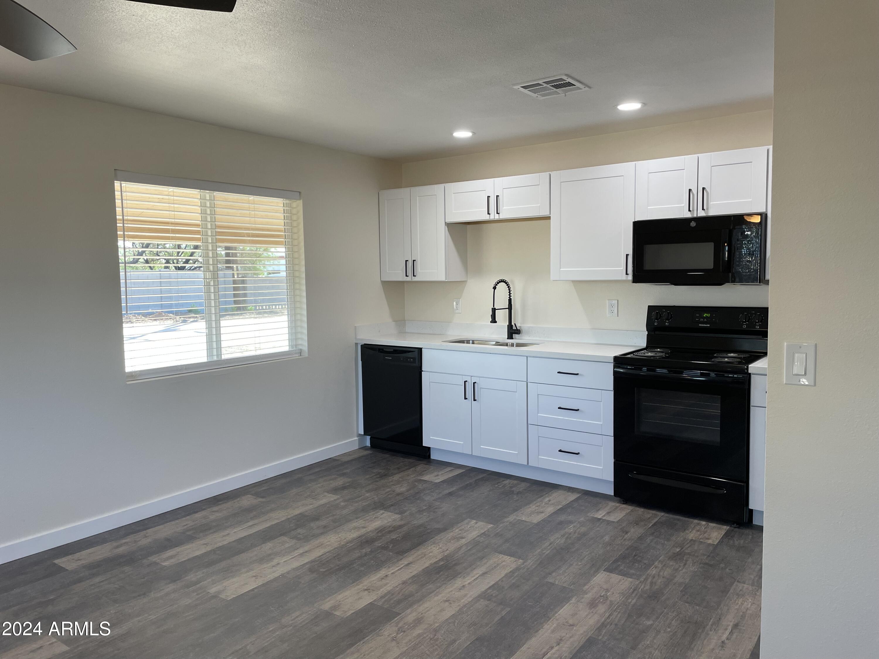 44 N MOUNTAIN Road # 4