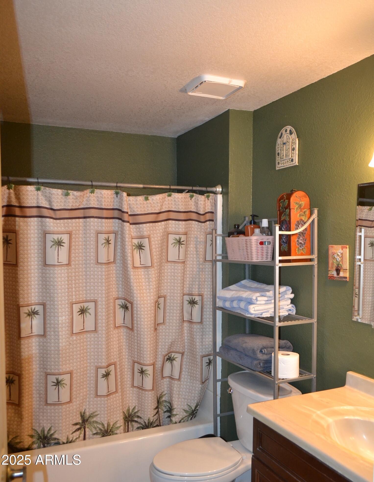 1440 N IDAHO Road # 2044