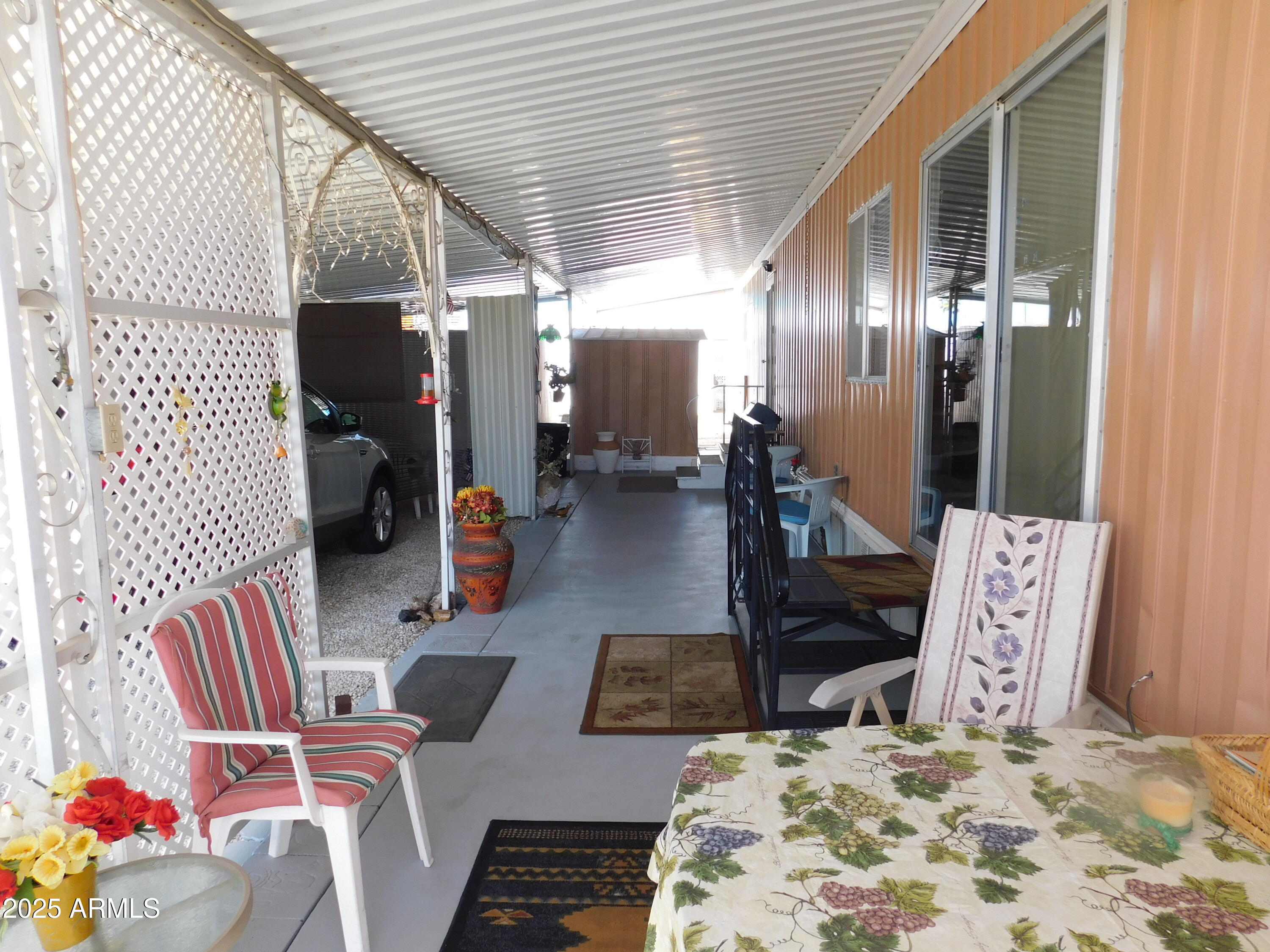 925 N Plaza Drive, 24