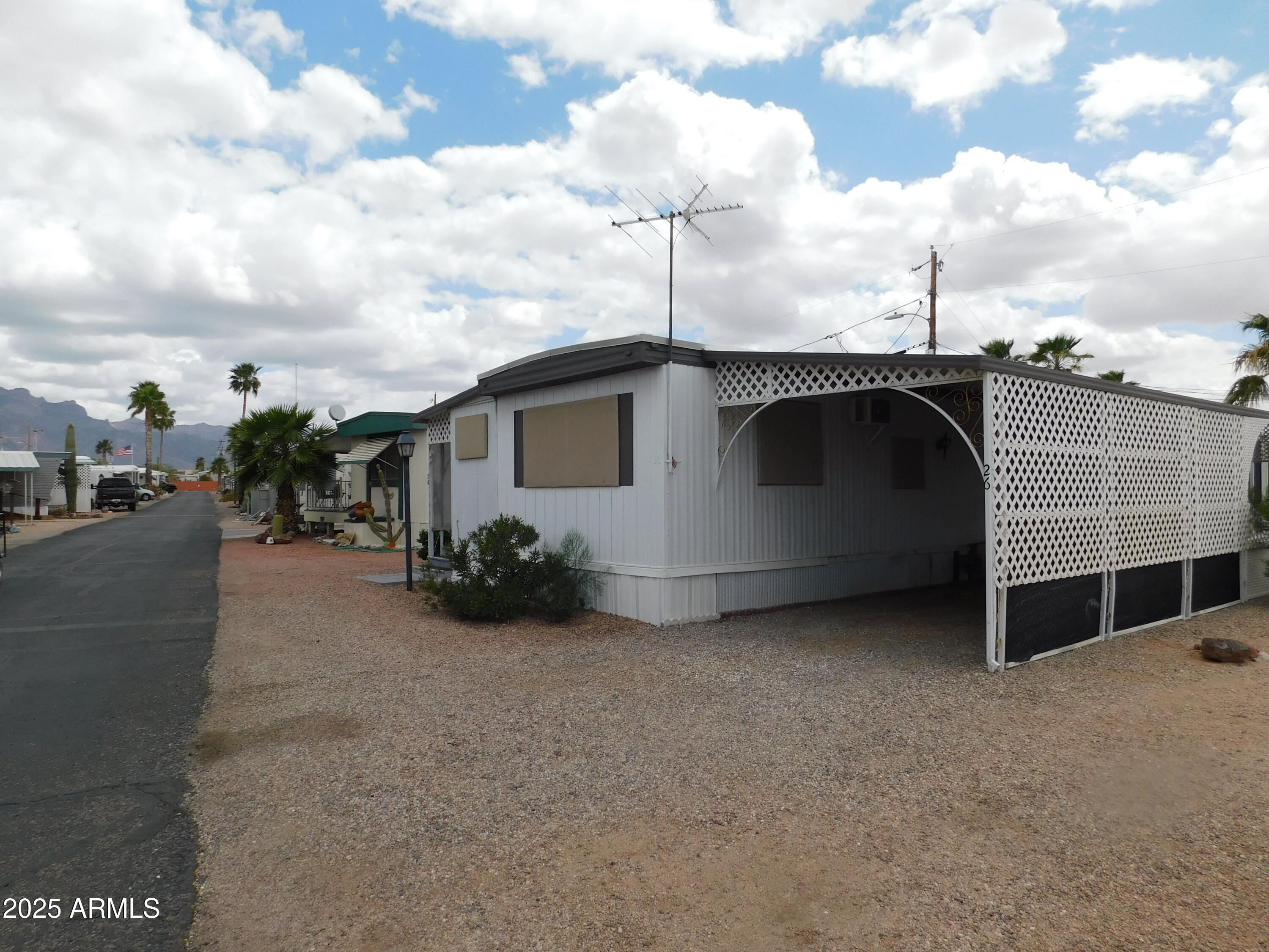 925 N Plaza Drive, 26