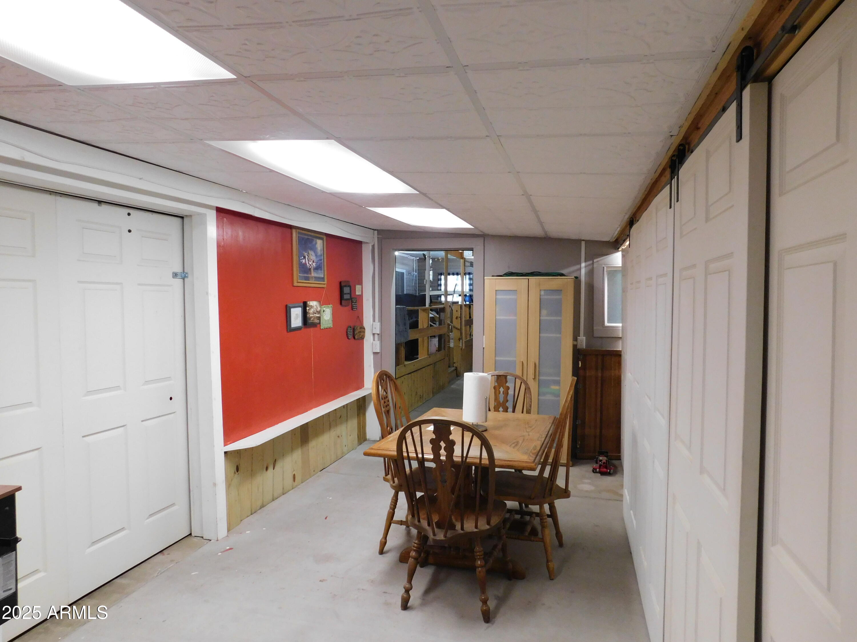 925 N Plaza Drive, 5