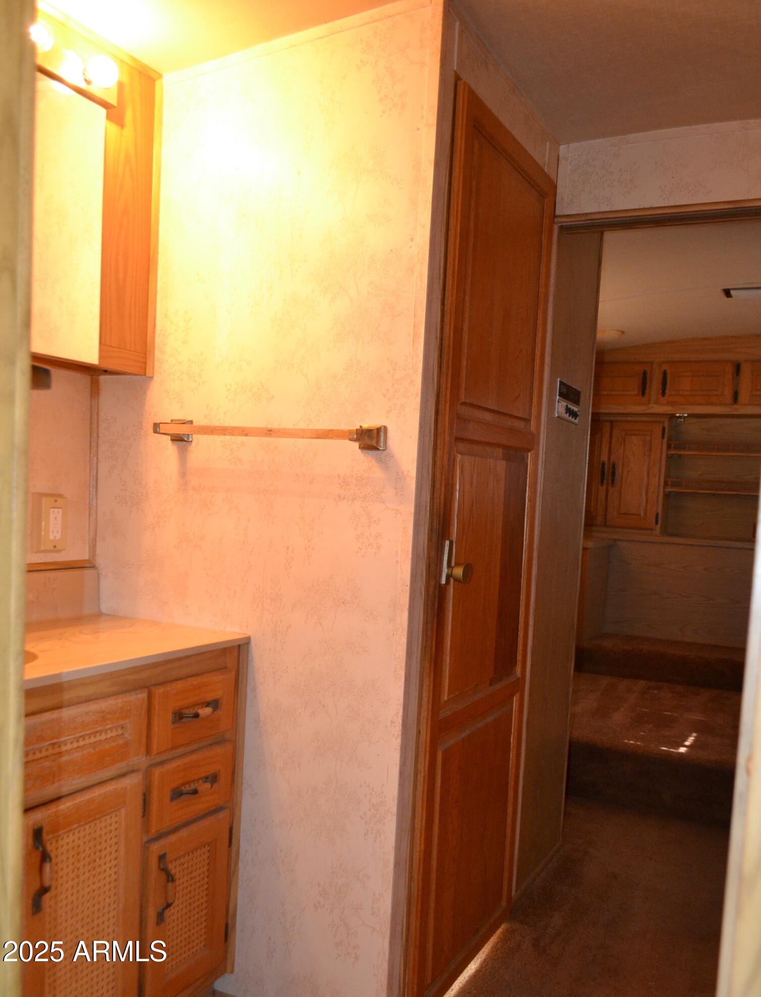 677 S WARNER Drive, 2