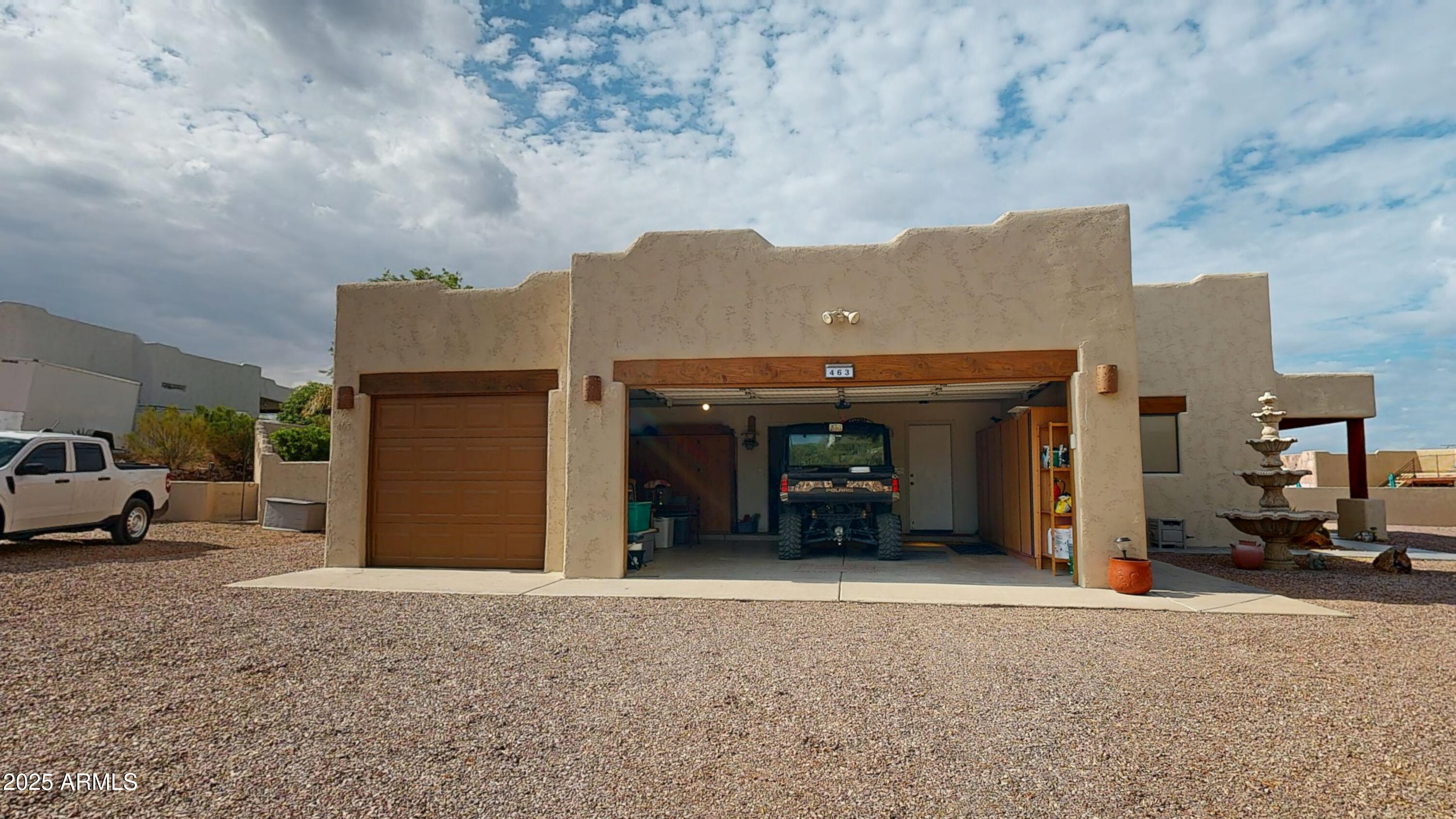 463 N MOUNTAIN VIEW Road