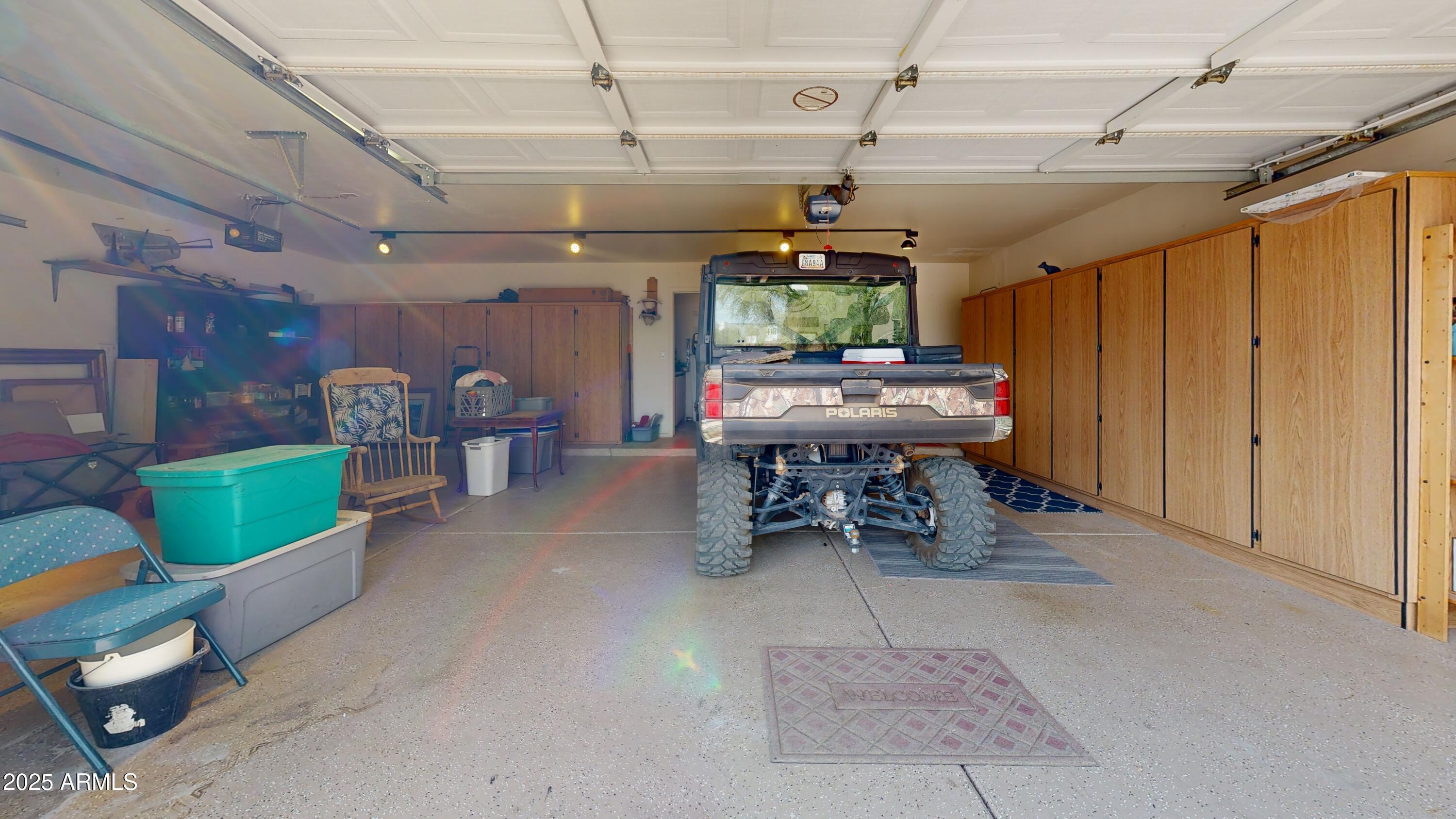 463 N MOUNTAIN VIEW Road