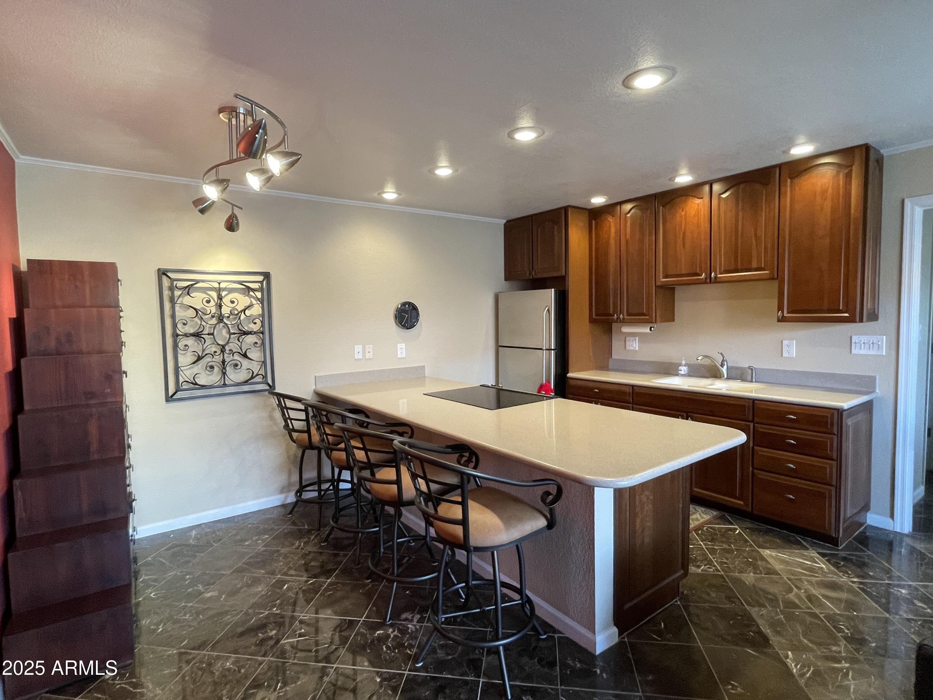 1440 N IDAHO Road, 2053