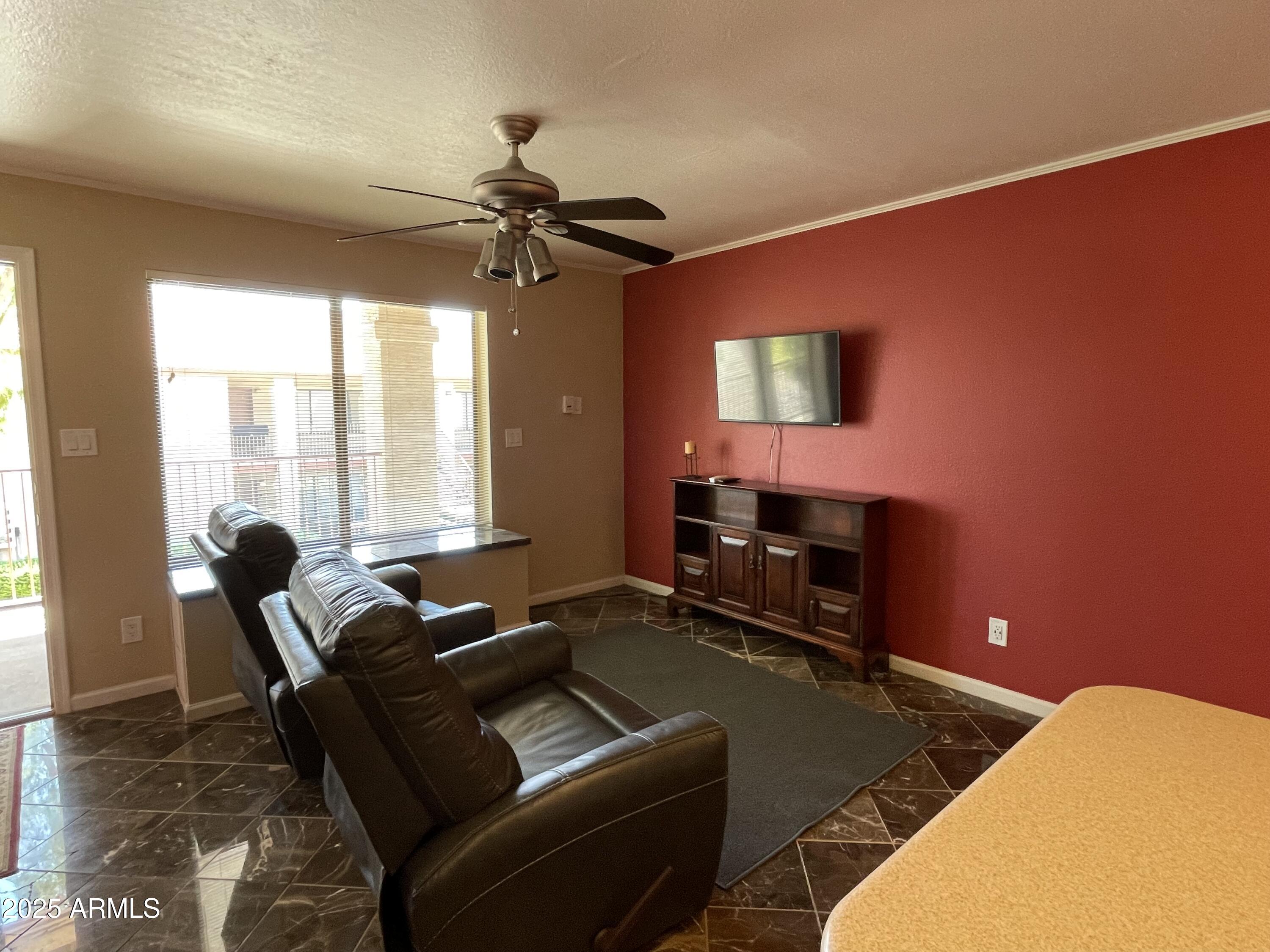 1440 N IDAHO Road, 2053