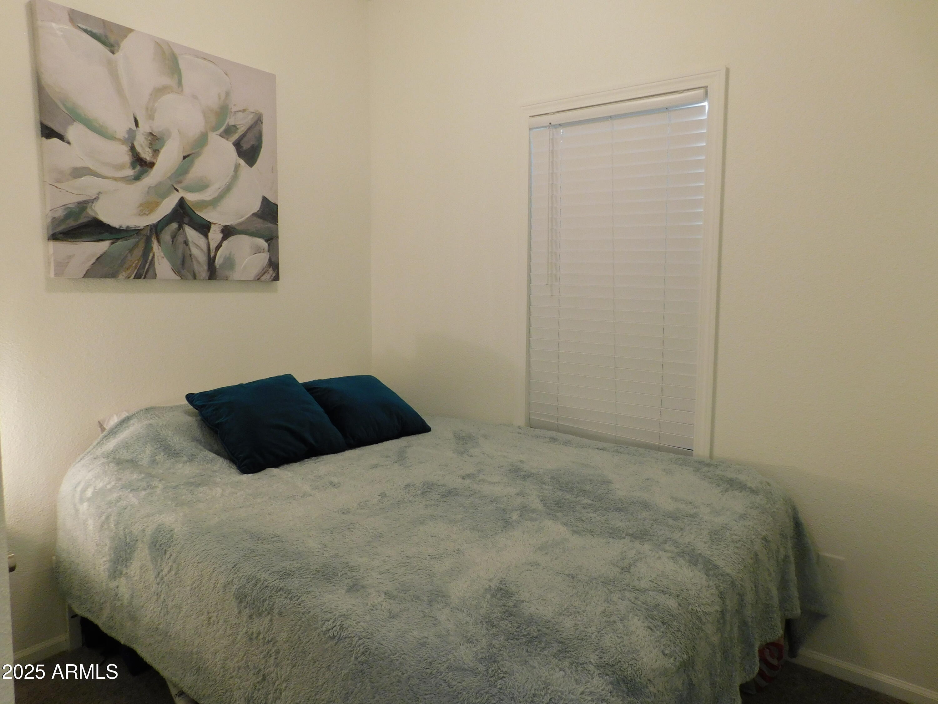 925 N Plaza Drive, 92