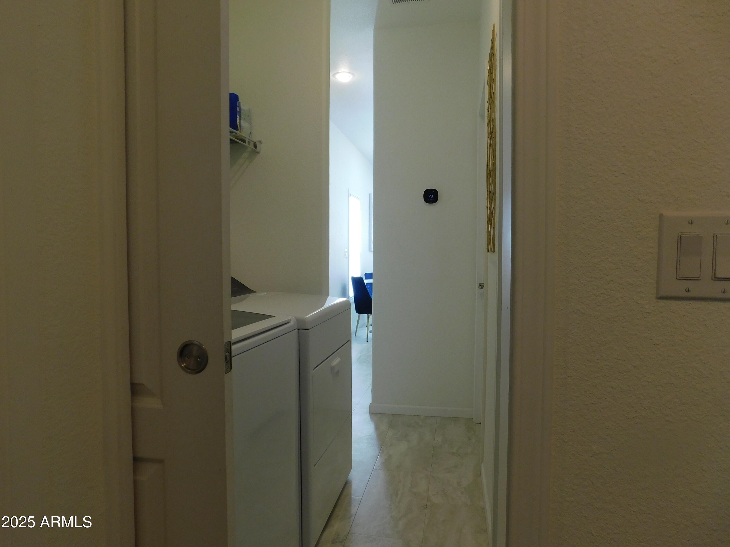 925 N Plaza Drive, 92