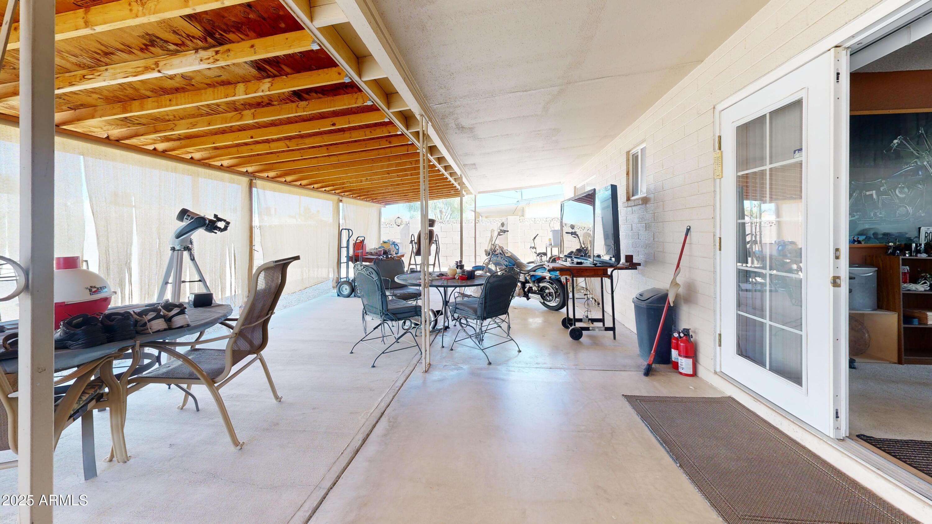 1432 S LAWTHER Drive