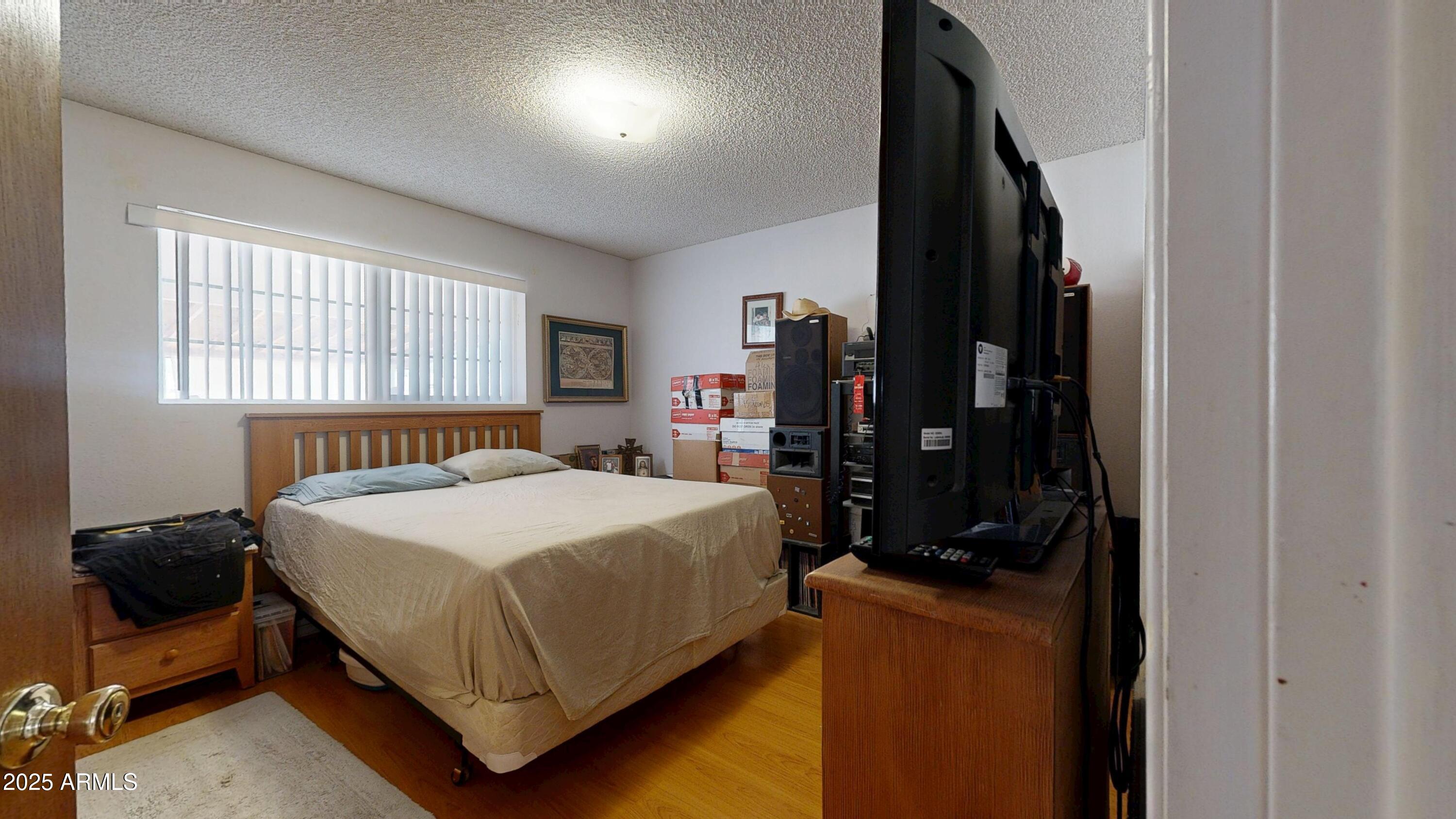 1432 S LAWTHER Drive