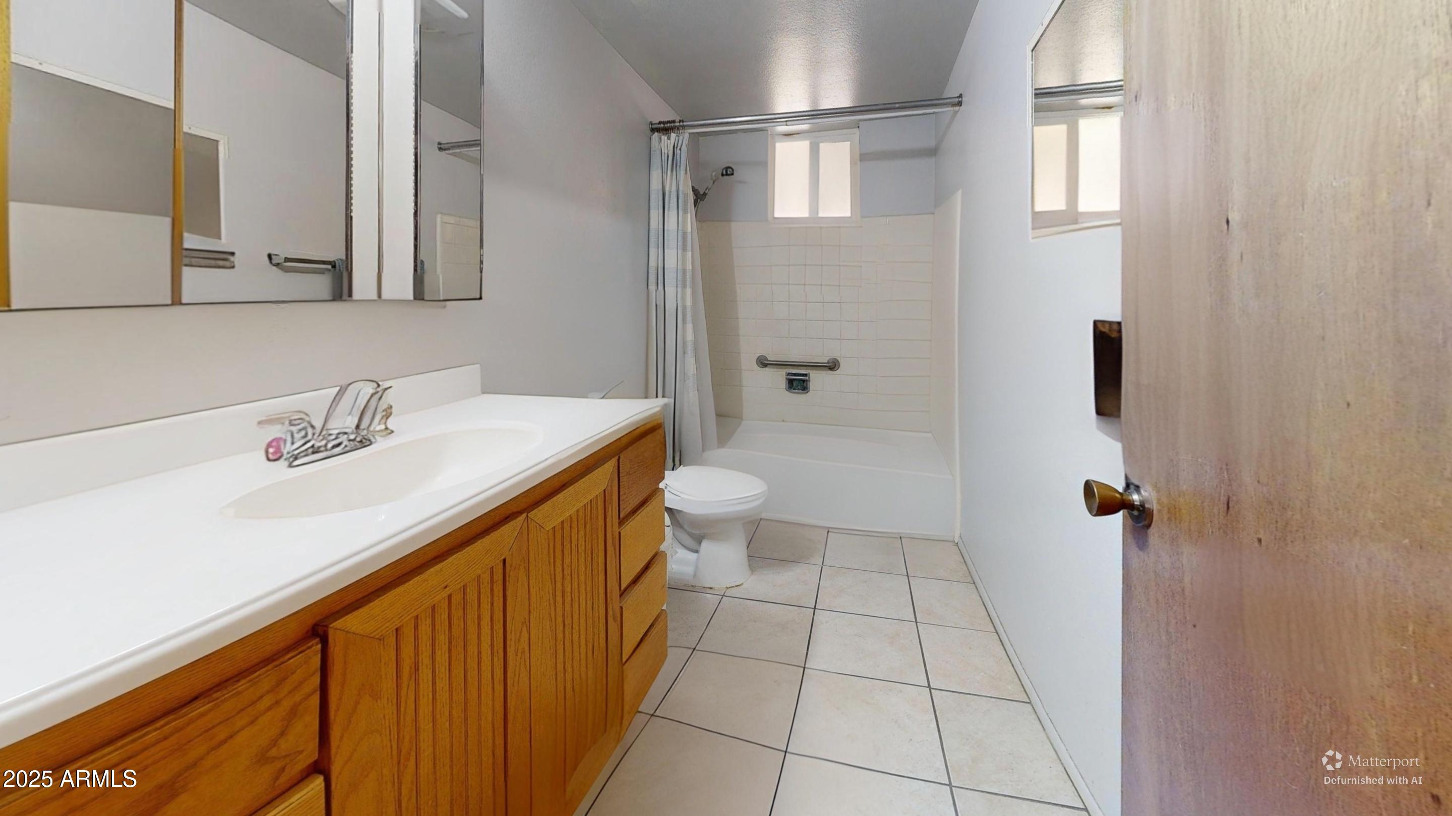 1432 S LAWTHER Drive