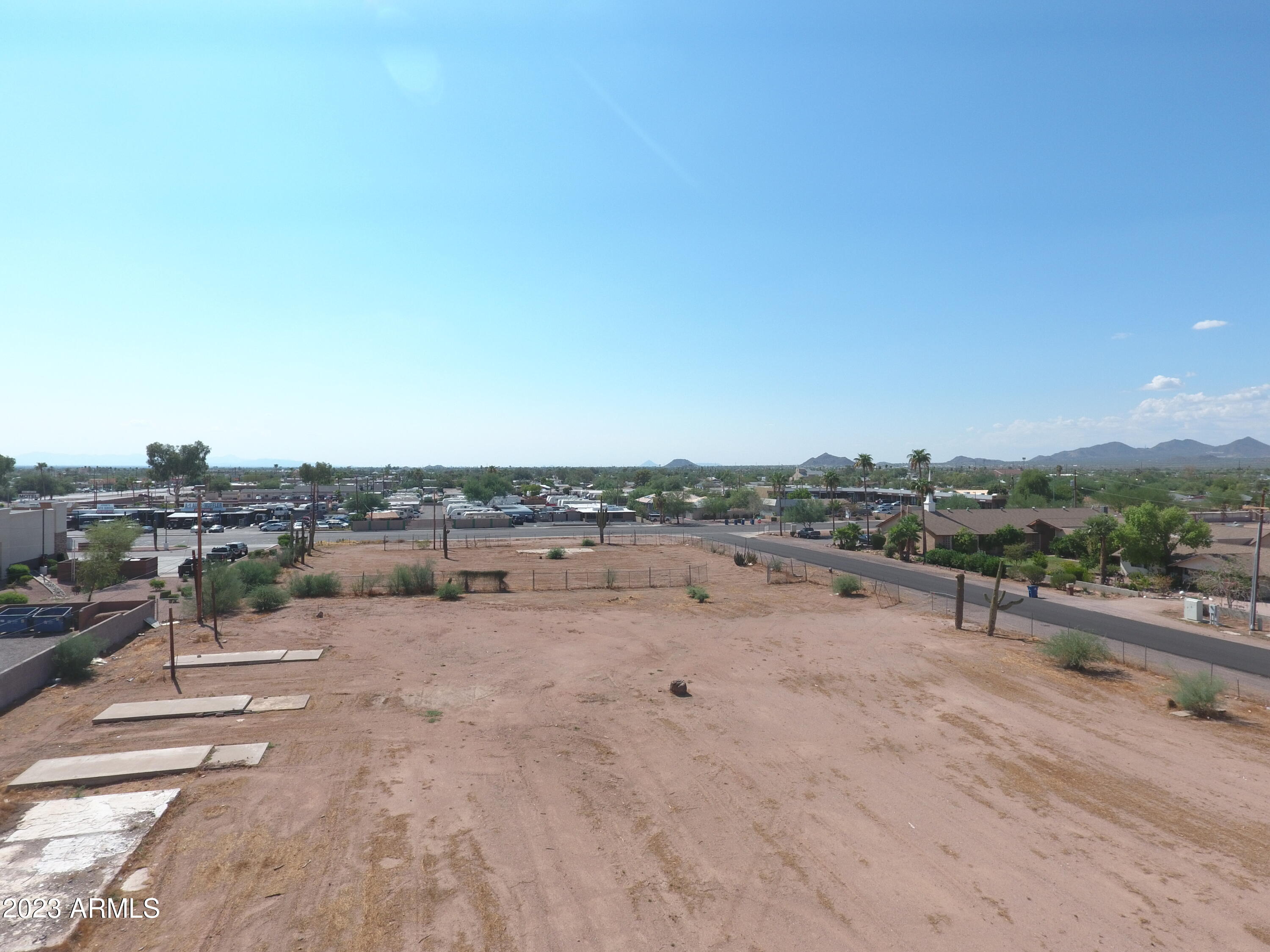 1517 W ROOSEVELT Street, A
