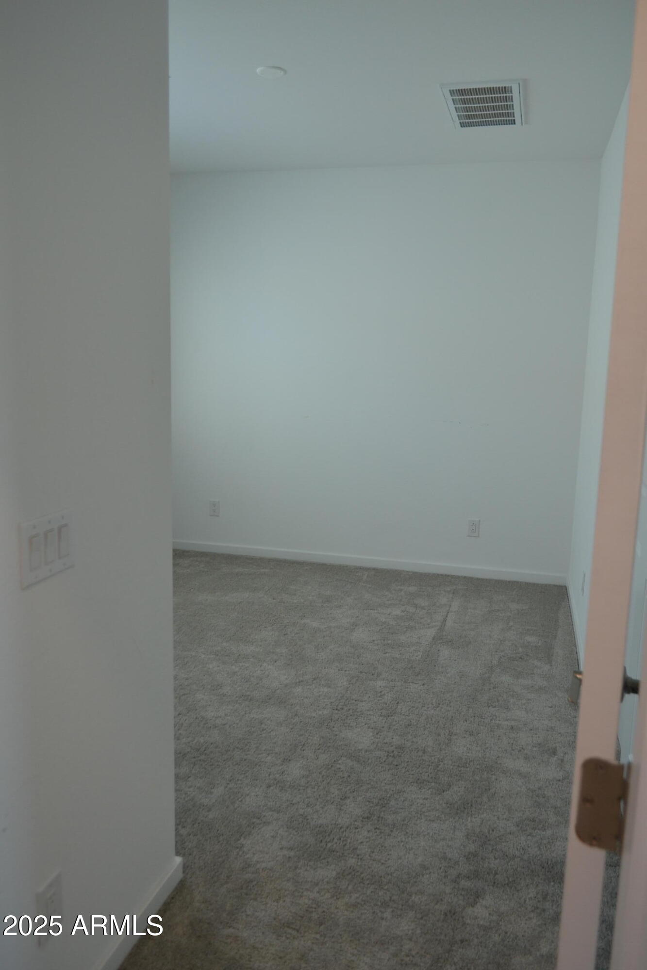 4808 S FERRIC