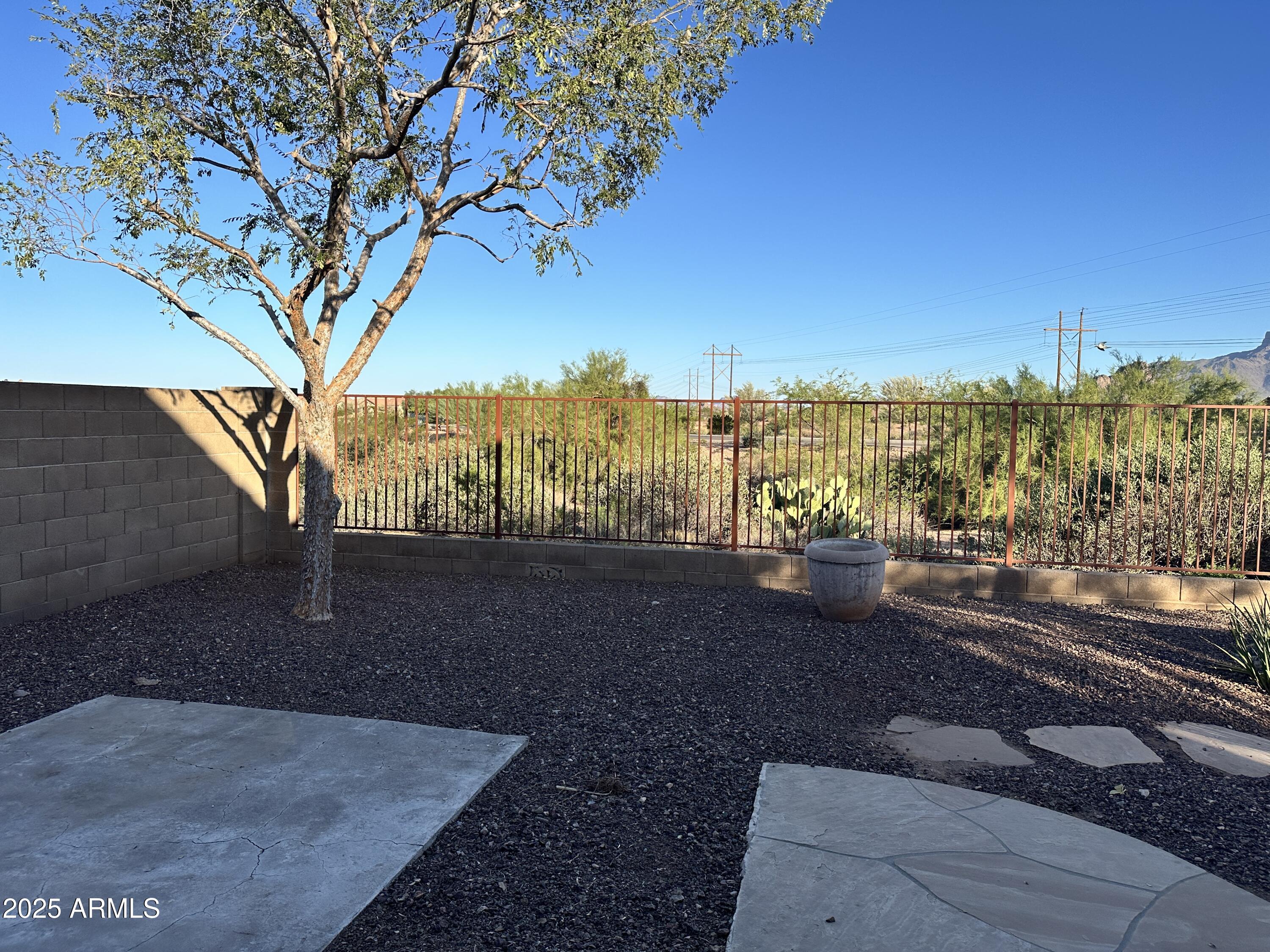 10372 E MEANDERING TRAIL Lane