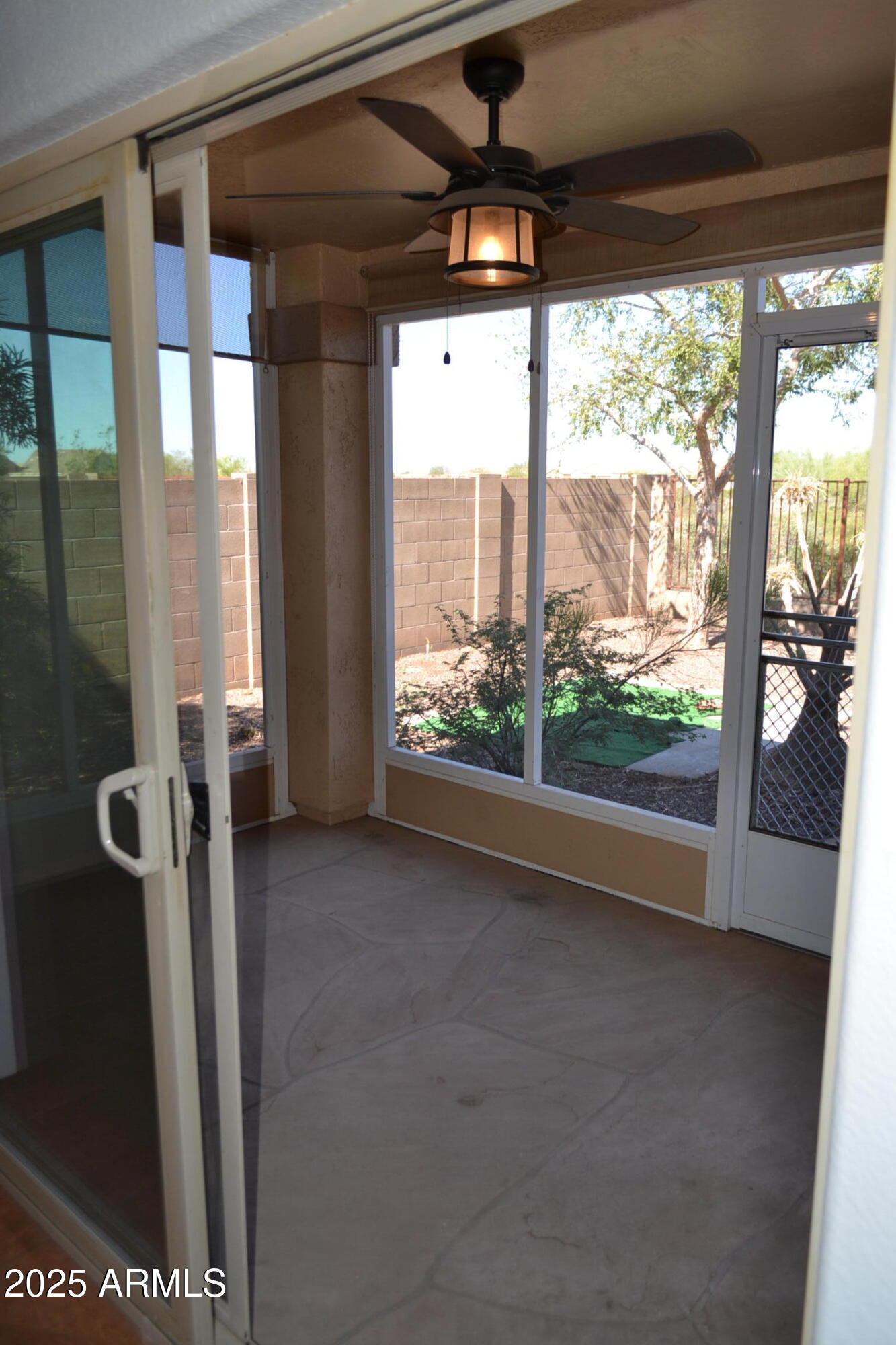 10372 E MEANDERING TRAIL Lane