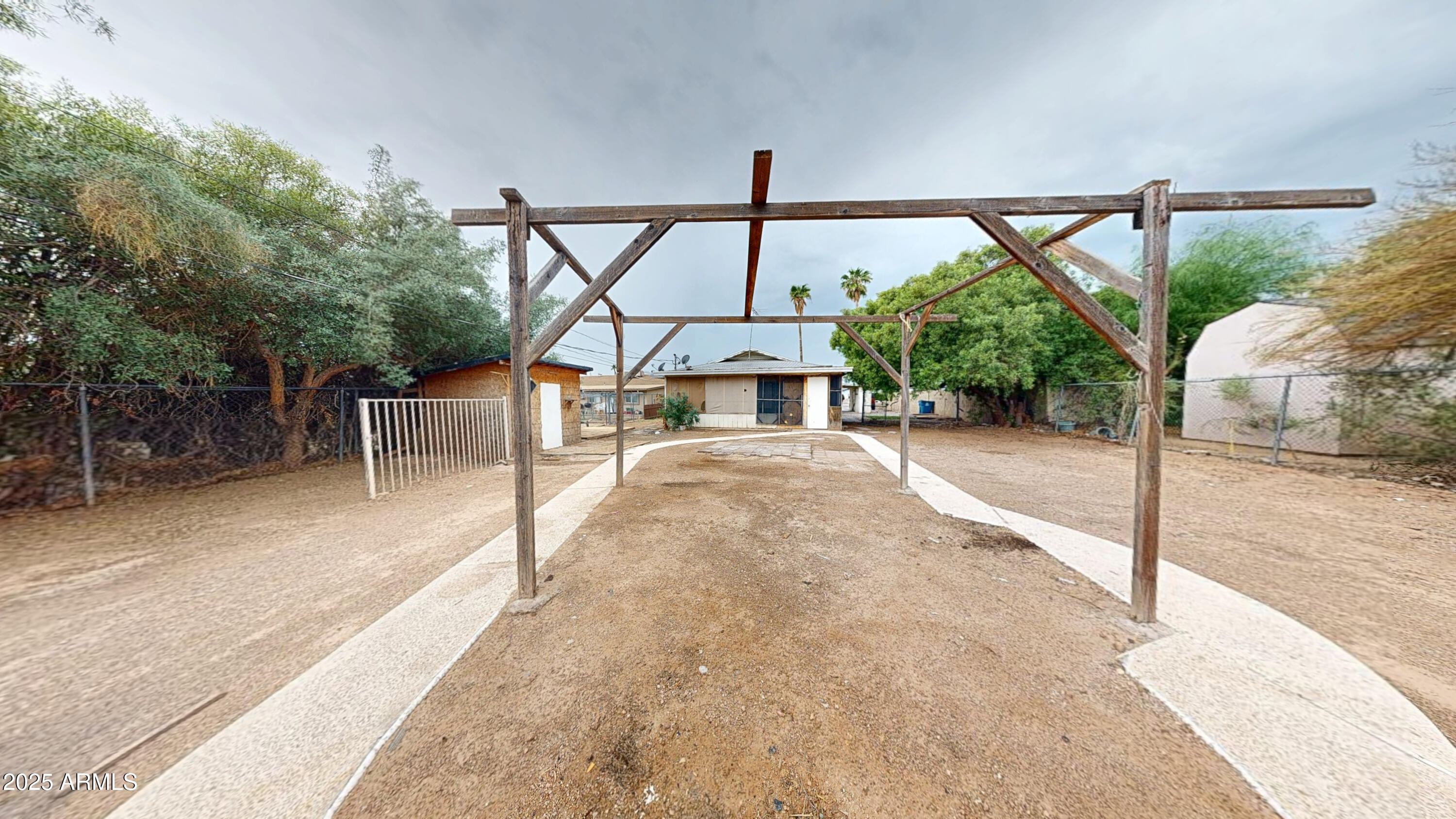 2351 S ROYAL PALM Road