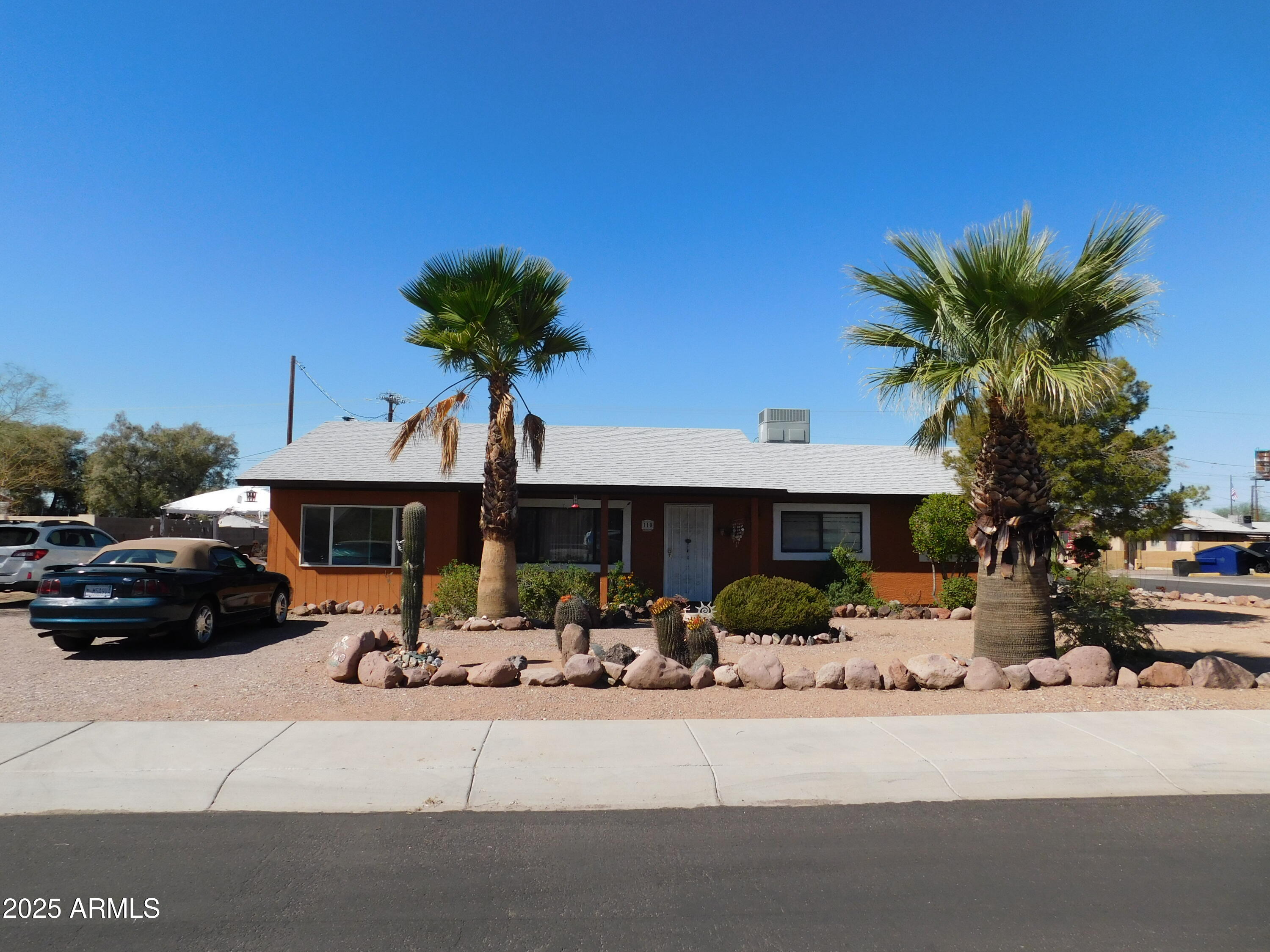 110 S PALO VERDE Drive, Apache Junction