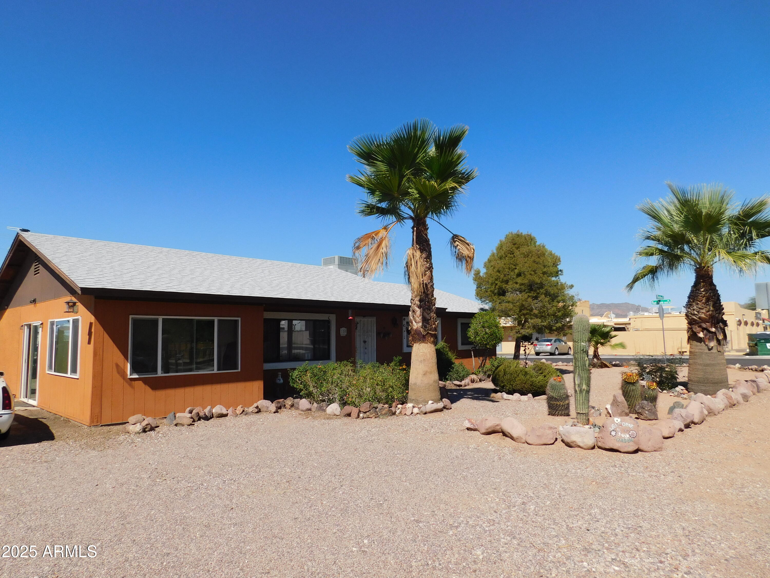 110 S PALO VERDE Drive, Apache Junction