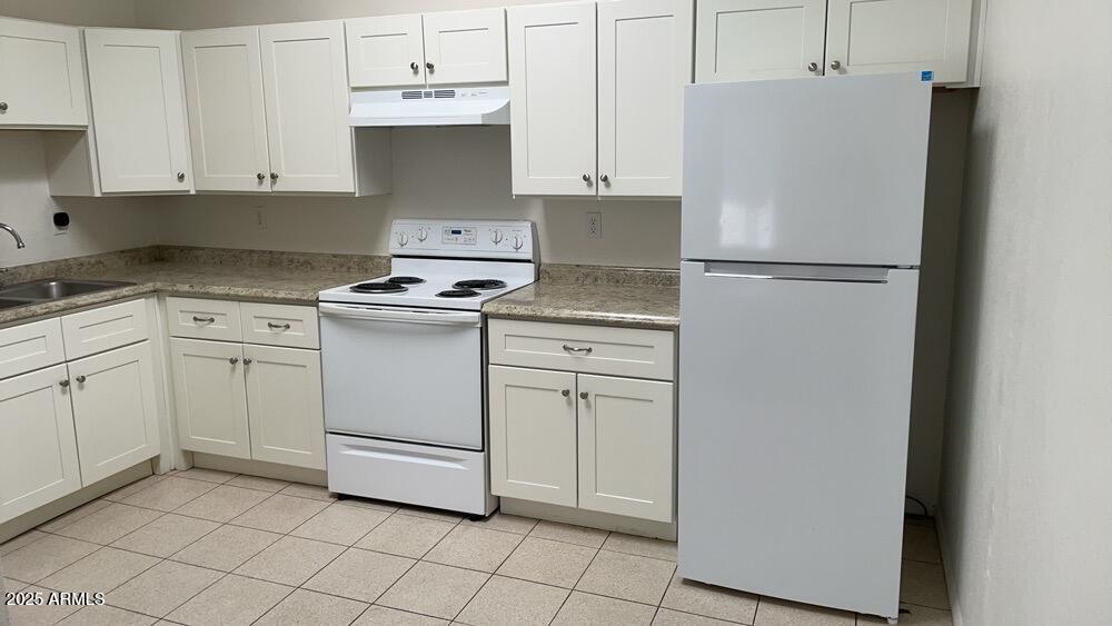 1551 E 28TH Avenue 3