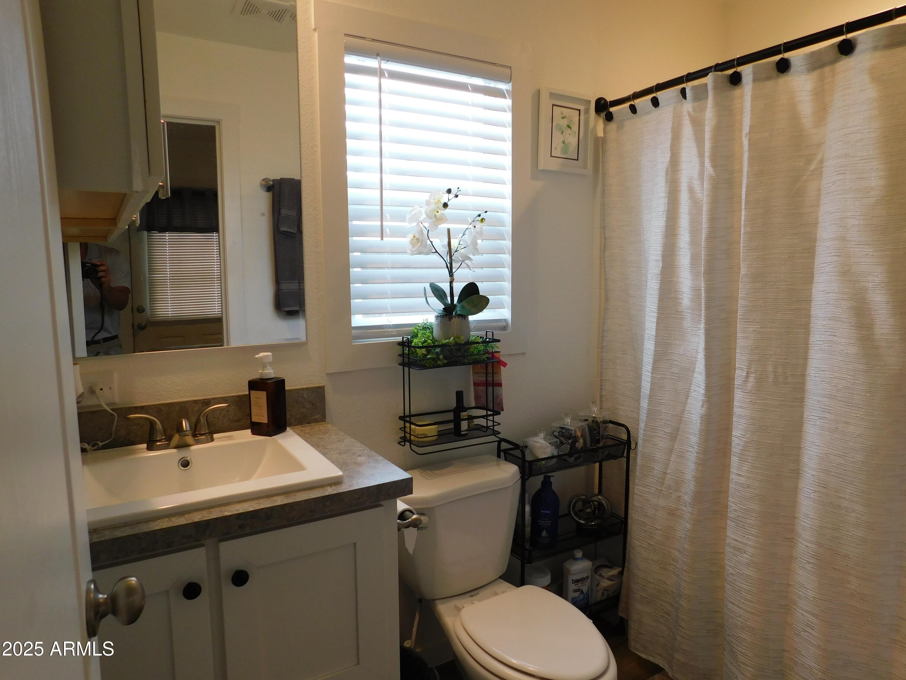 2701 E Allred Avenue 81