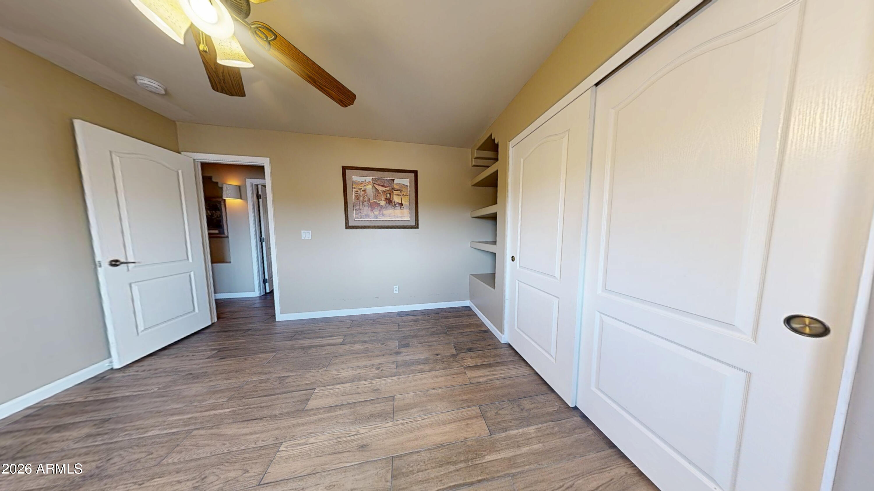 463 N MOUNTAIN VIEW Road