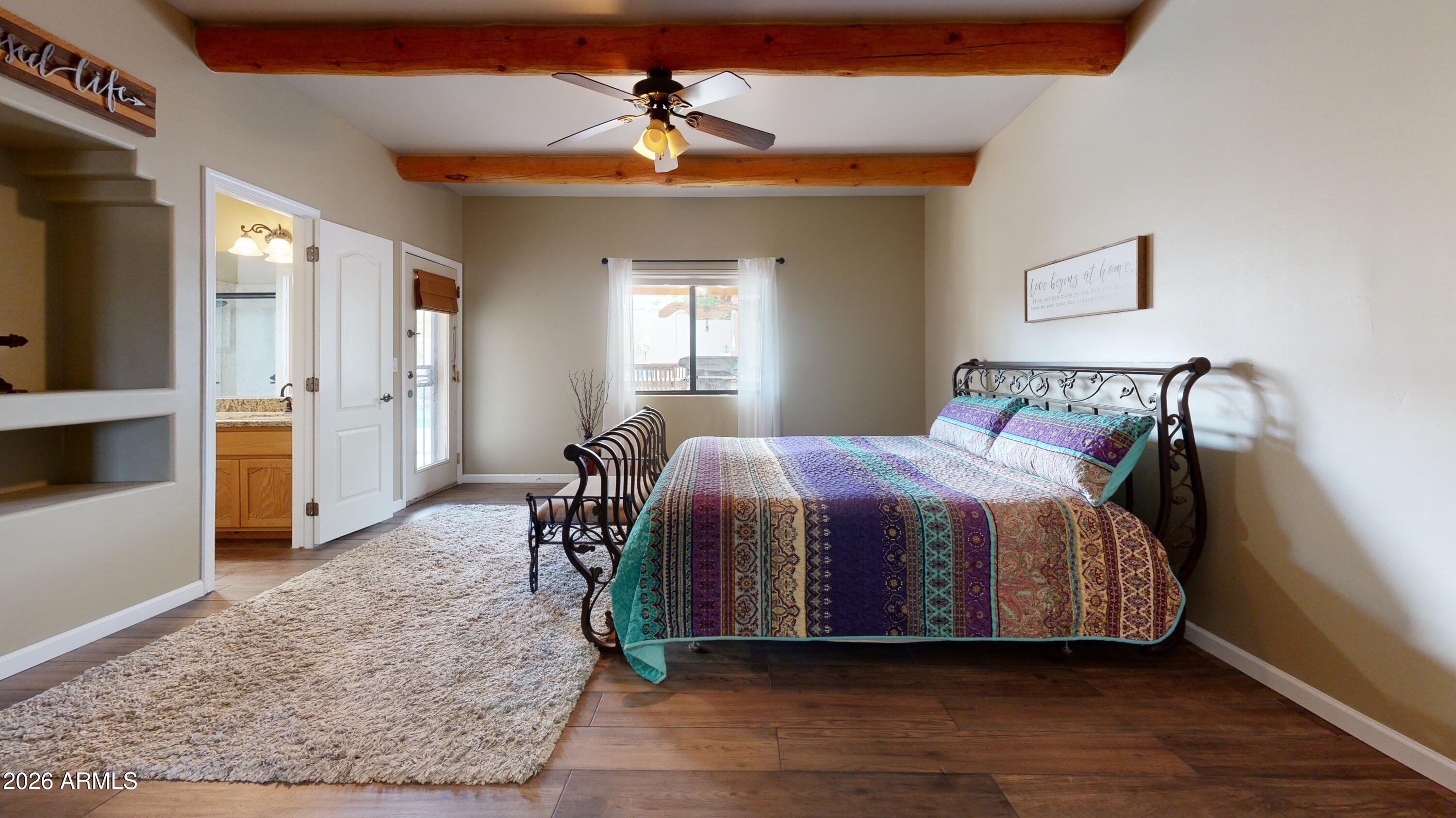 463 N MOUNTAIN VIEW Road