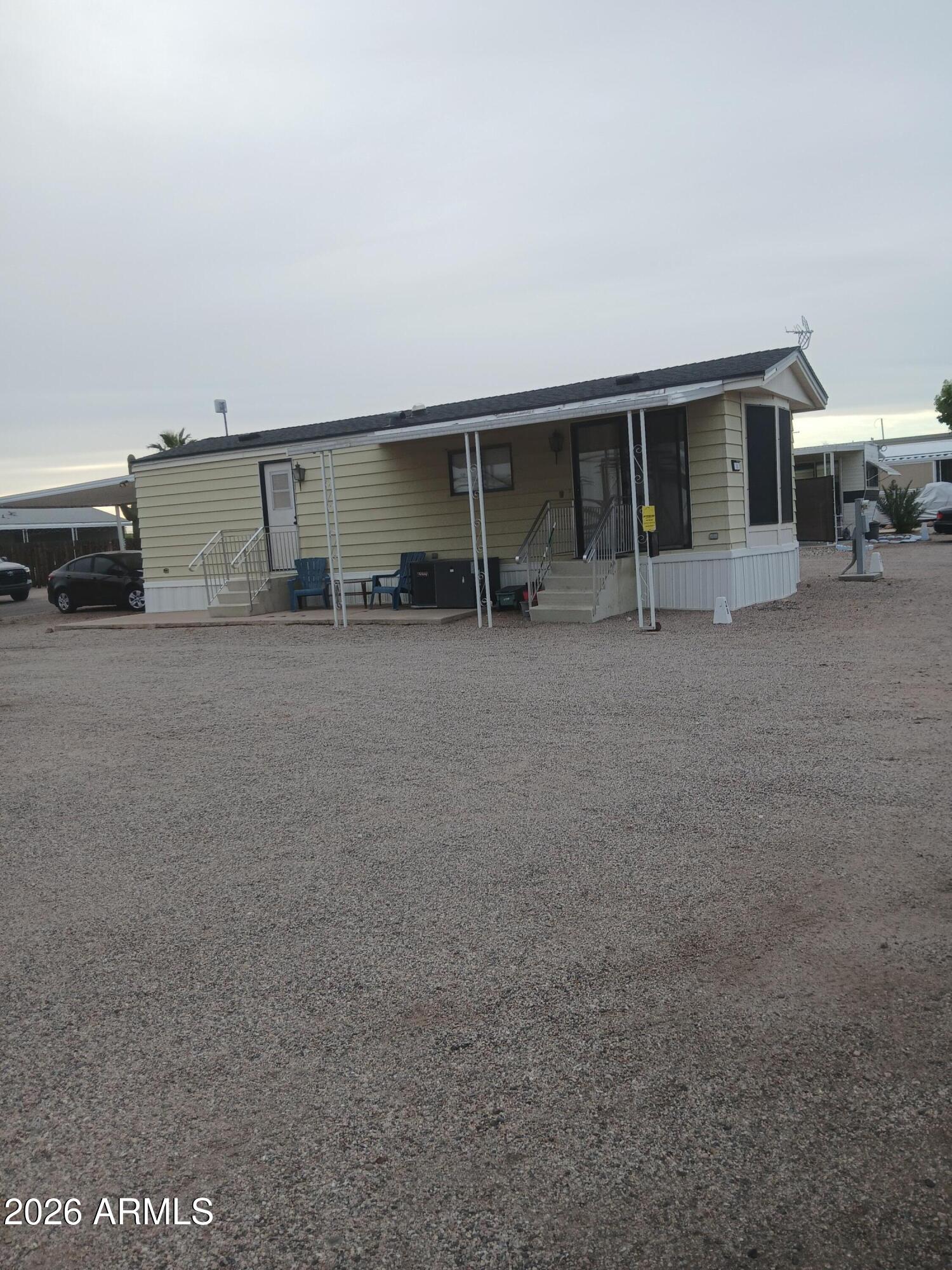 2015 S Wickuip Road 28