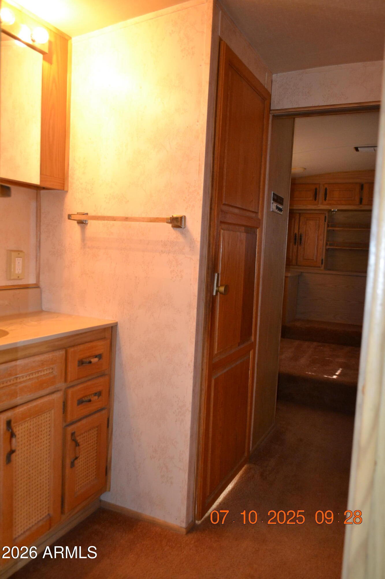 677 S WARNER Drive 2