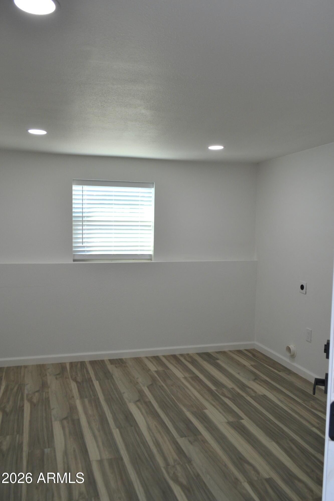 44 N MOUNTAIN Road 1