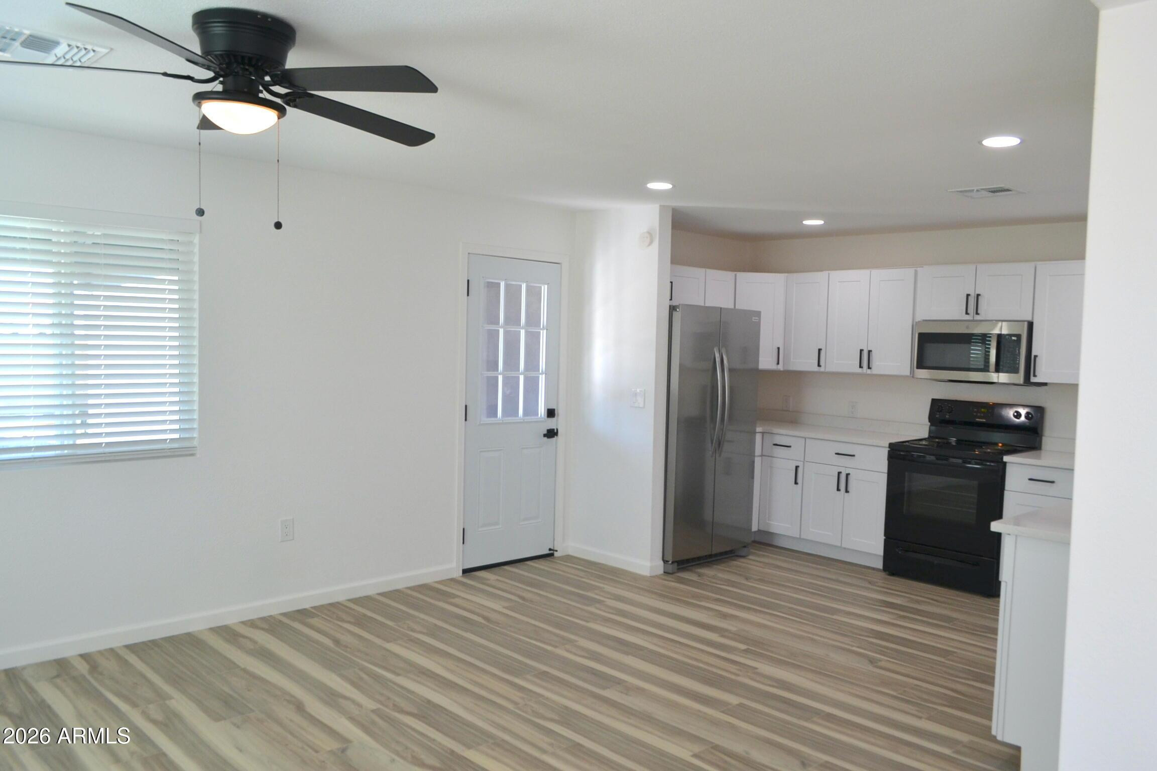 44 N MOUNTAIN Road 1