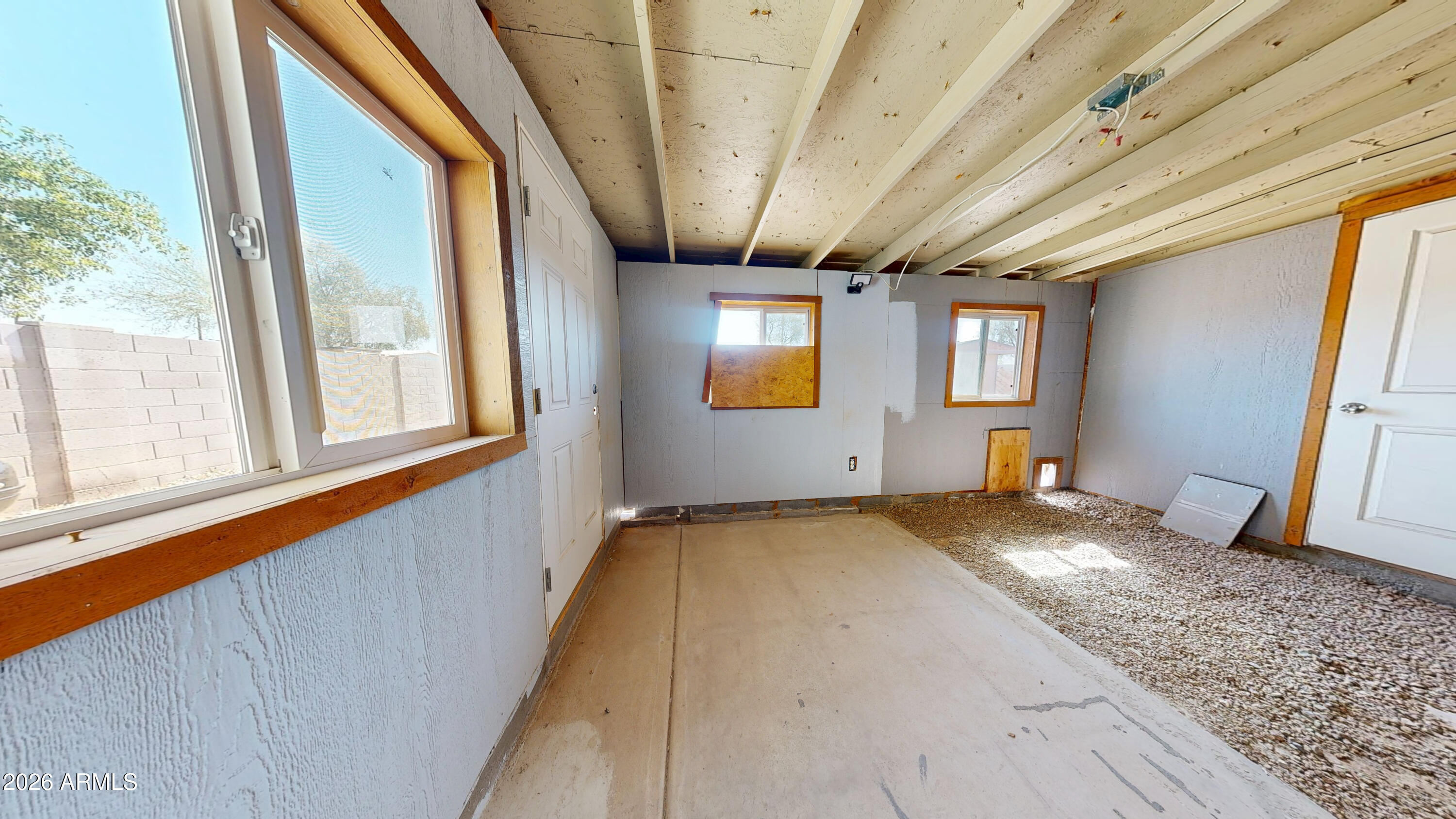 1727 S CARDINAL Drive