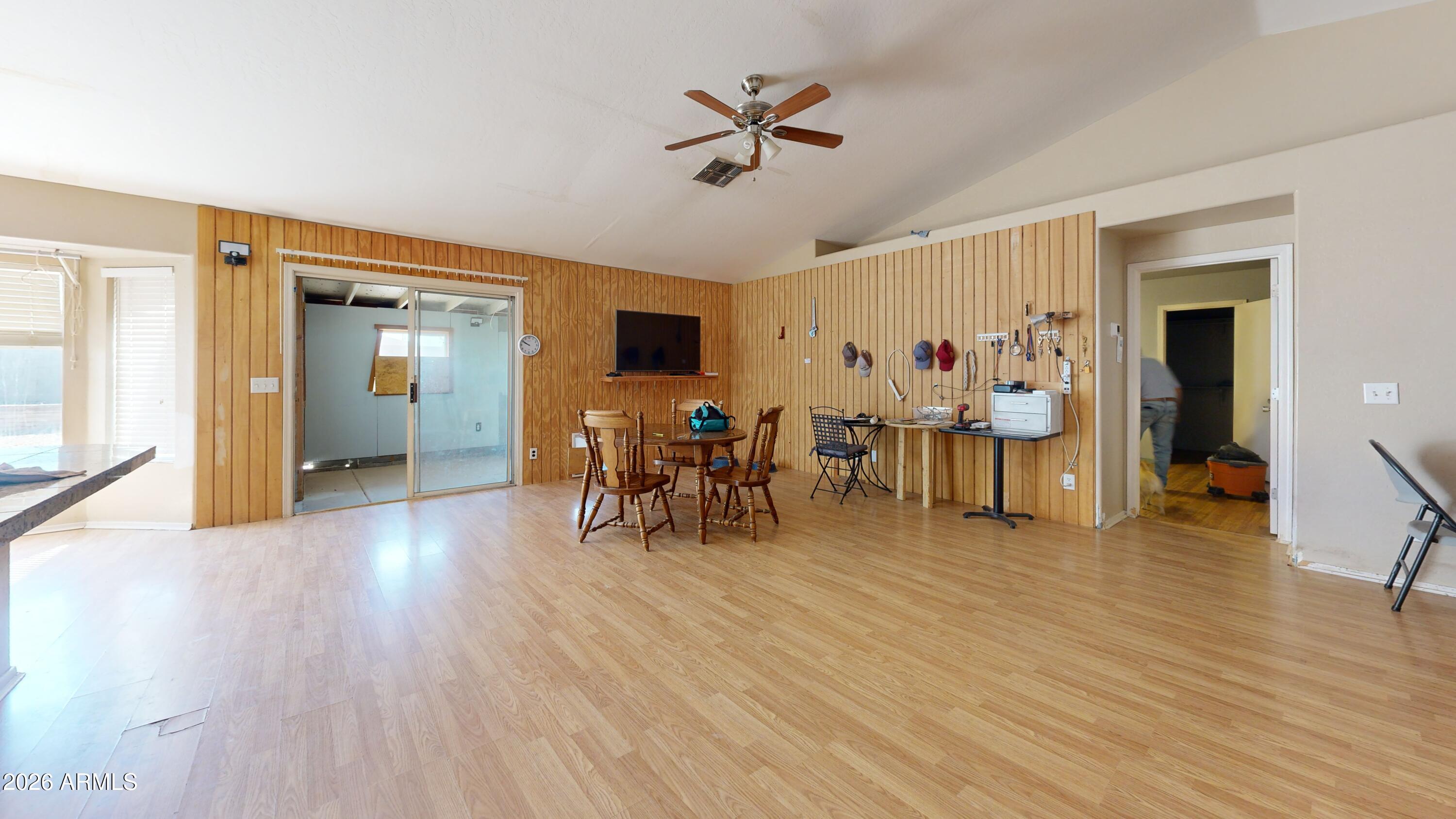 1727 S CARDINAL Drive