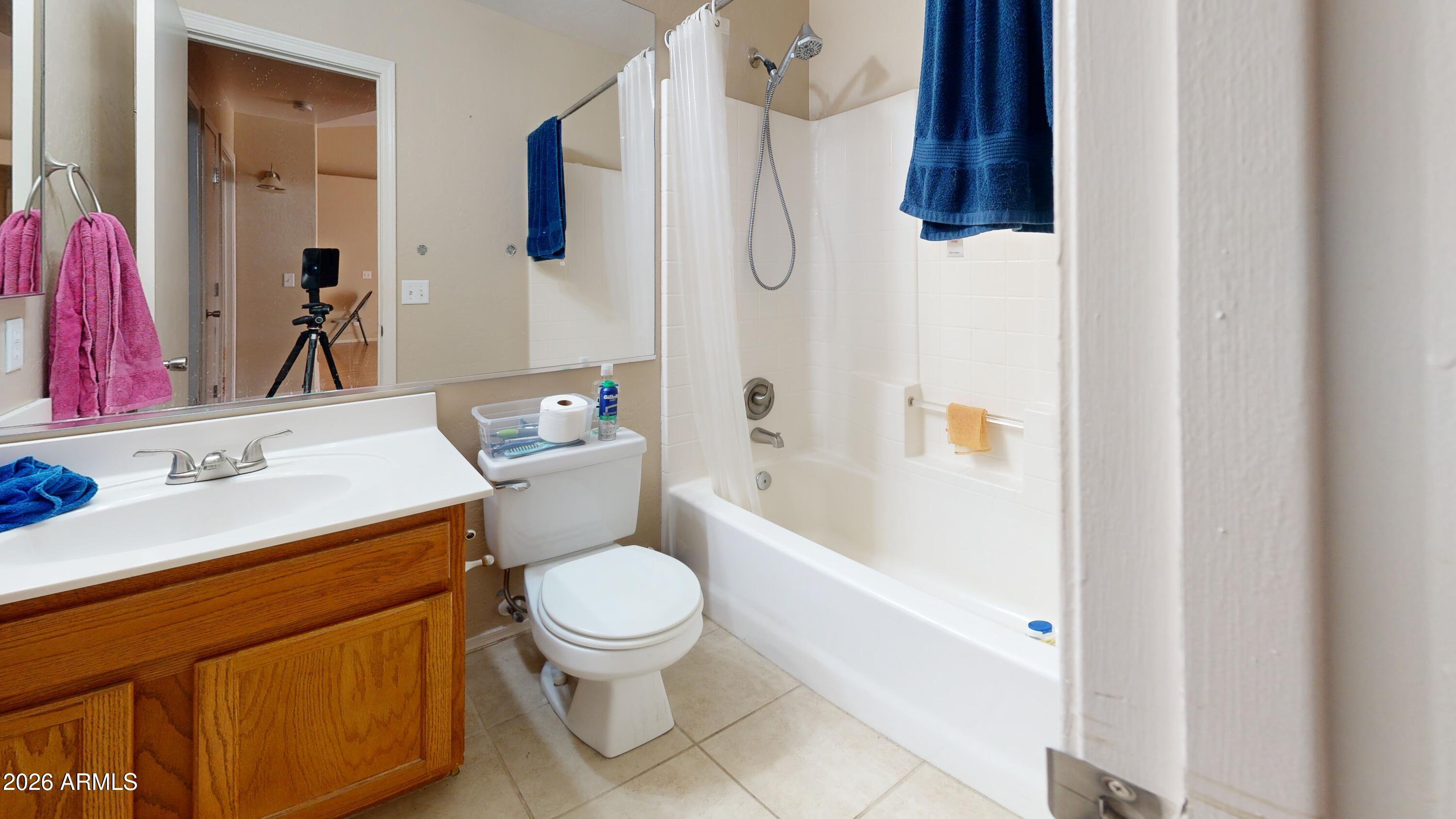 1727 S CARDINAL Drive