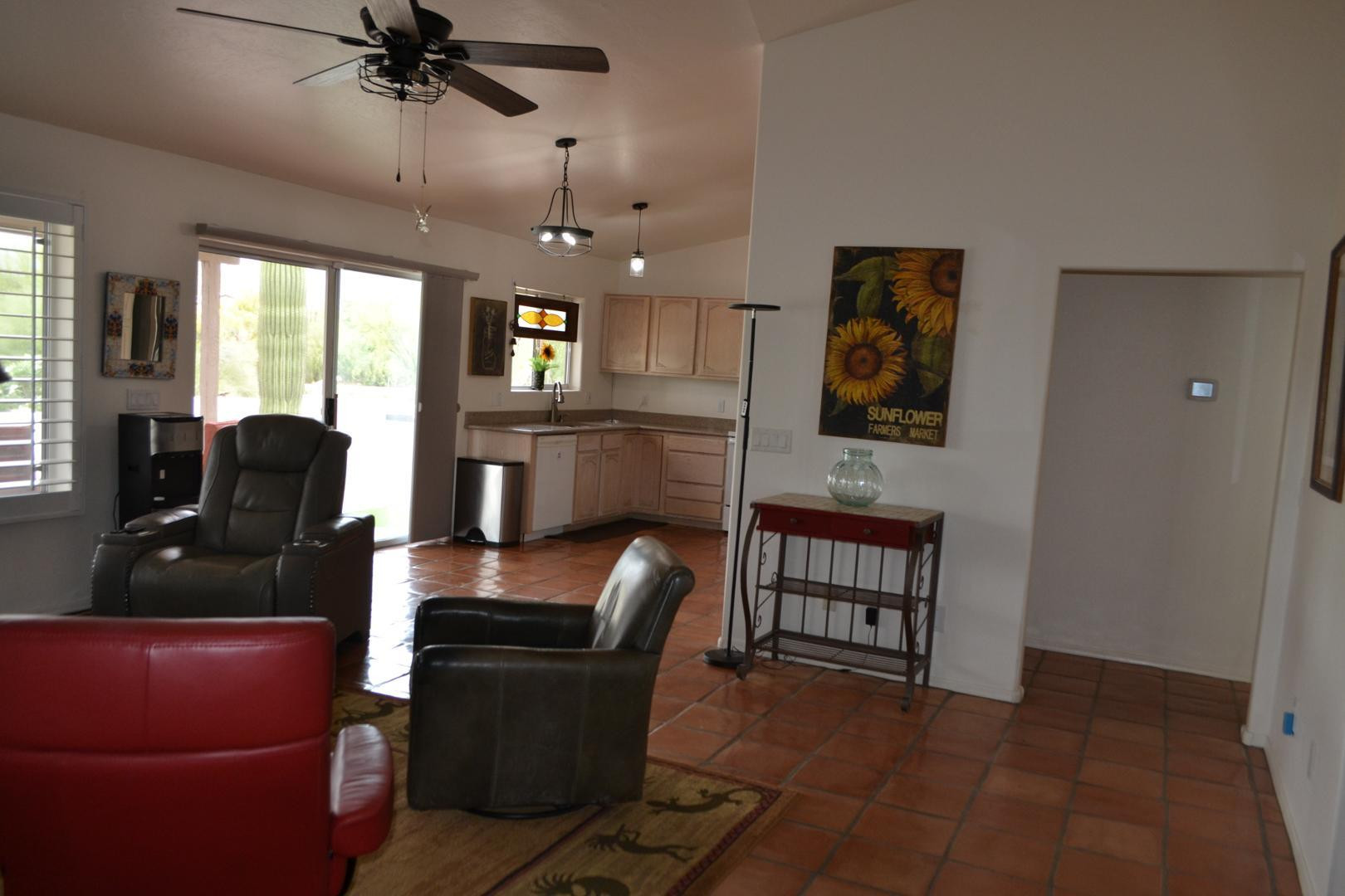 9546 E Anasazi Place