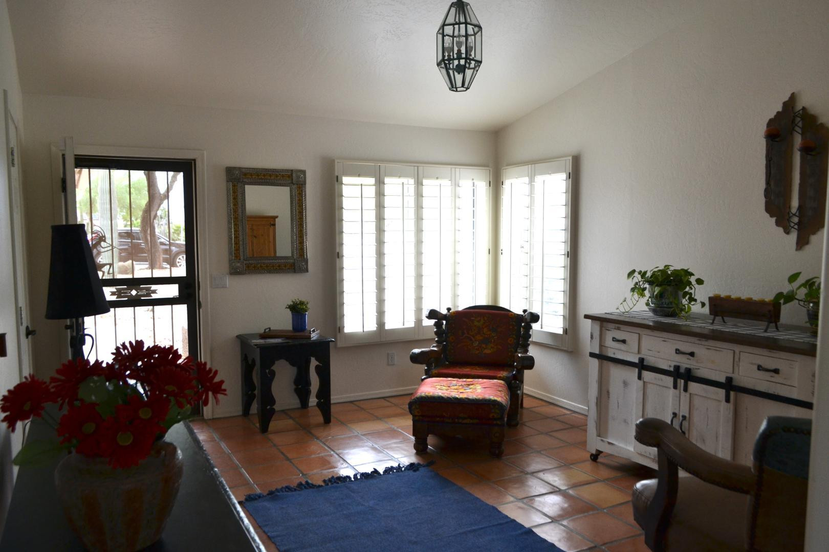 9546 E Anasazi Place