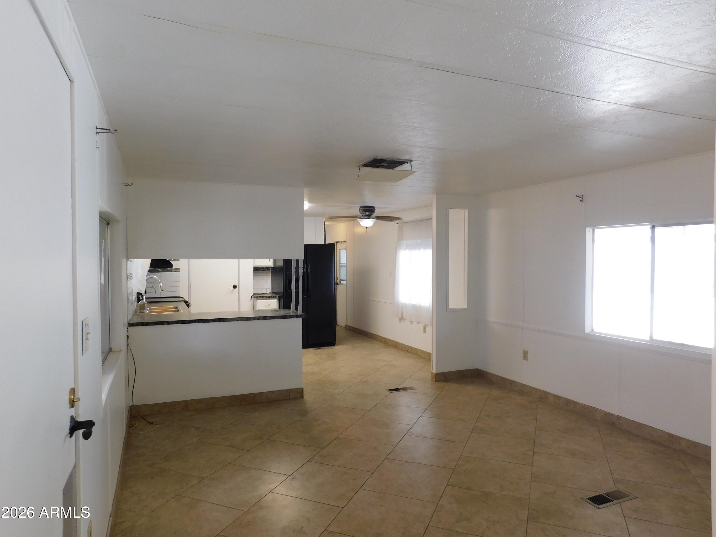 2175 W Southern Avenue 6